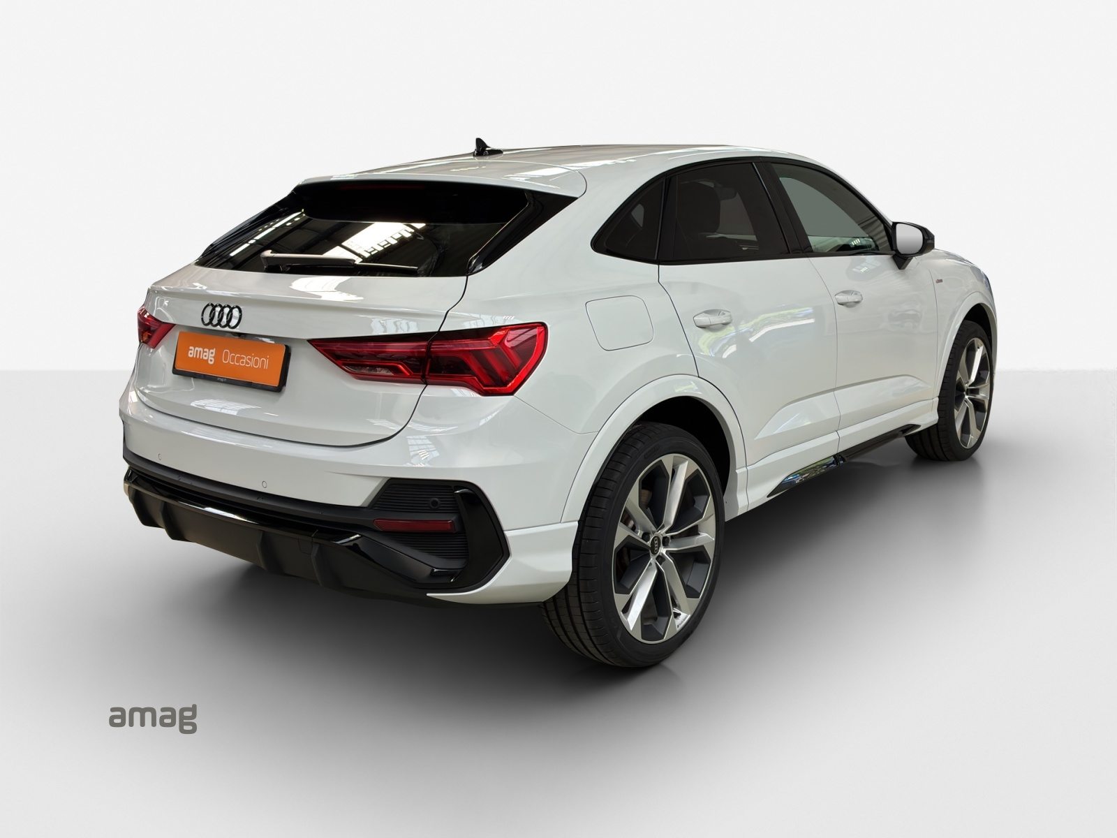 AUDI Q3 Sportback 45 TFSI e S line, Hybride Intégral Essence/Électricité, Occasion / Utilisé, Automatique - 5