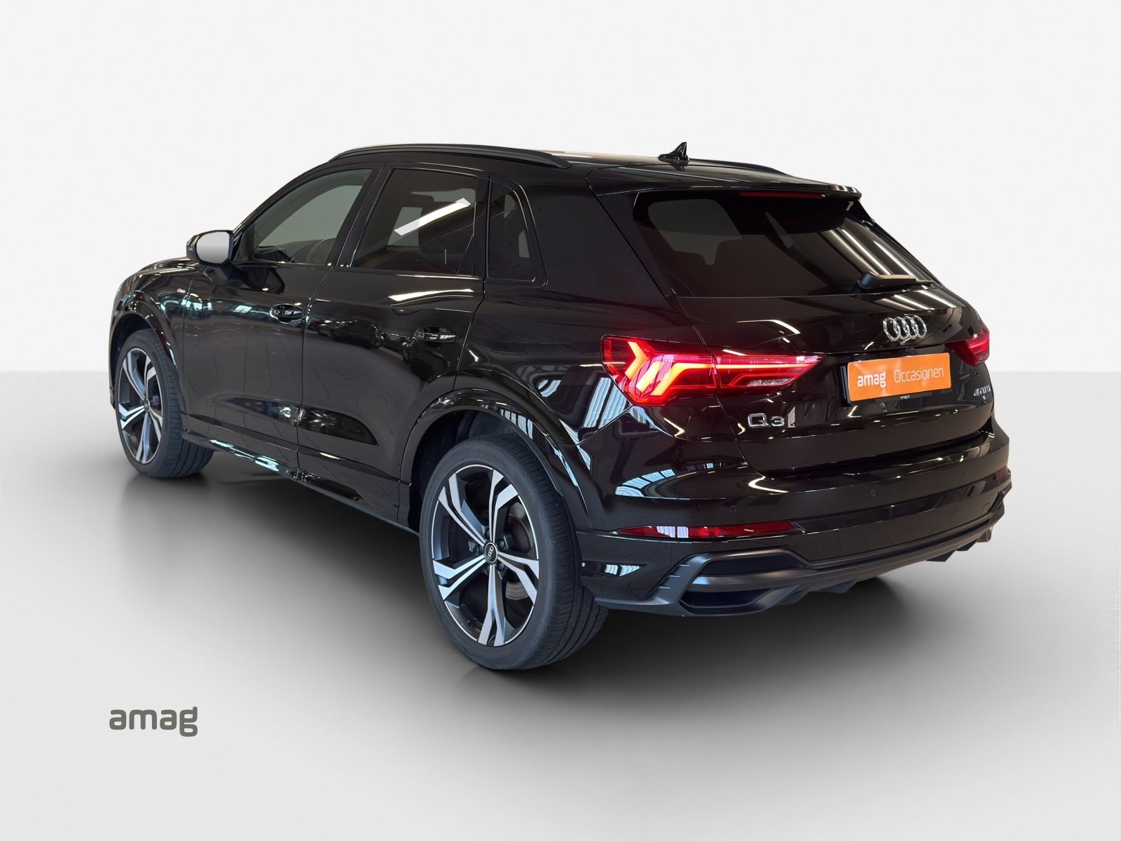 AUDI Q3 40 TFSI S line, Benzina, Occasioni / Usate, Automatico - 3