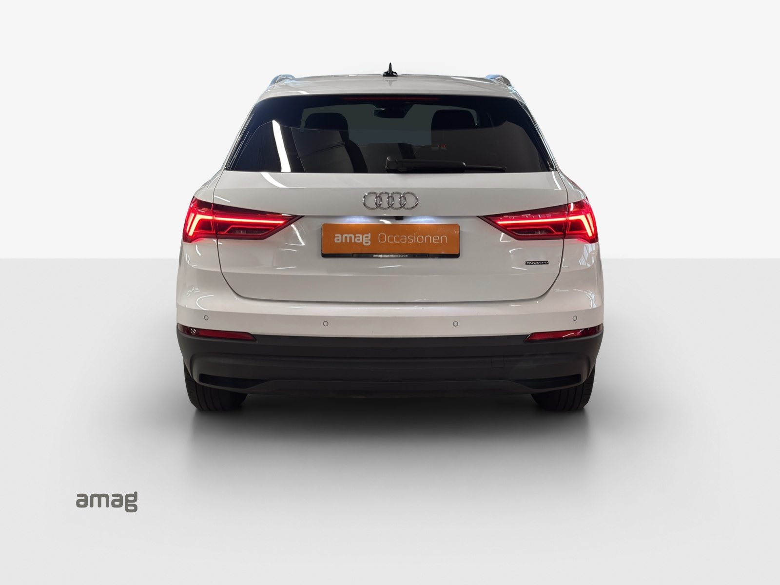 AUDI Q3 40 TFSI, Benzina, Occasioni / Usate, Automatico - 4