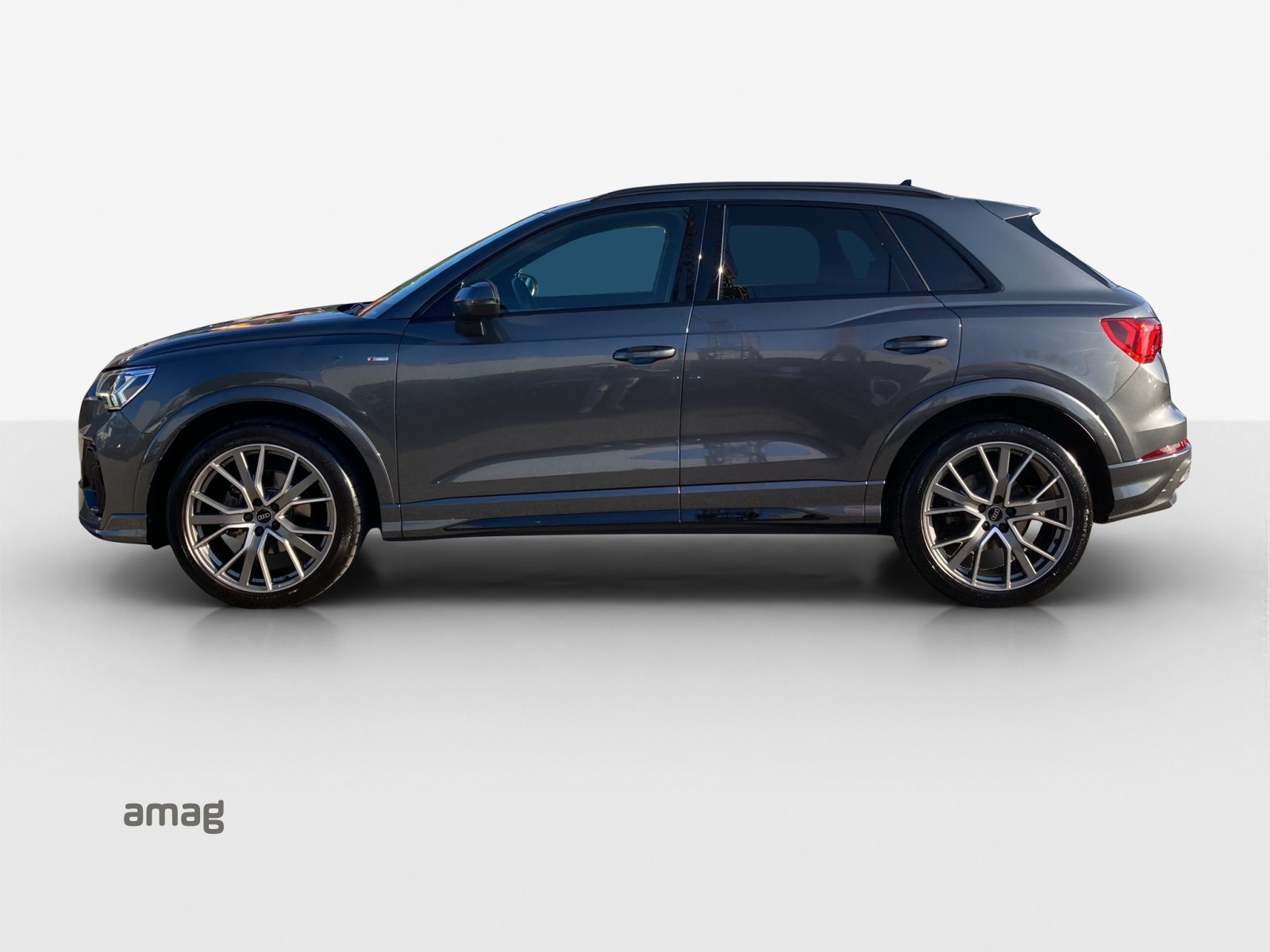 AUDI Q3 35 TFSI S line Attraction, Benzin, Occasion / Gebraucht, Automatik - 2