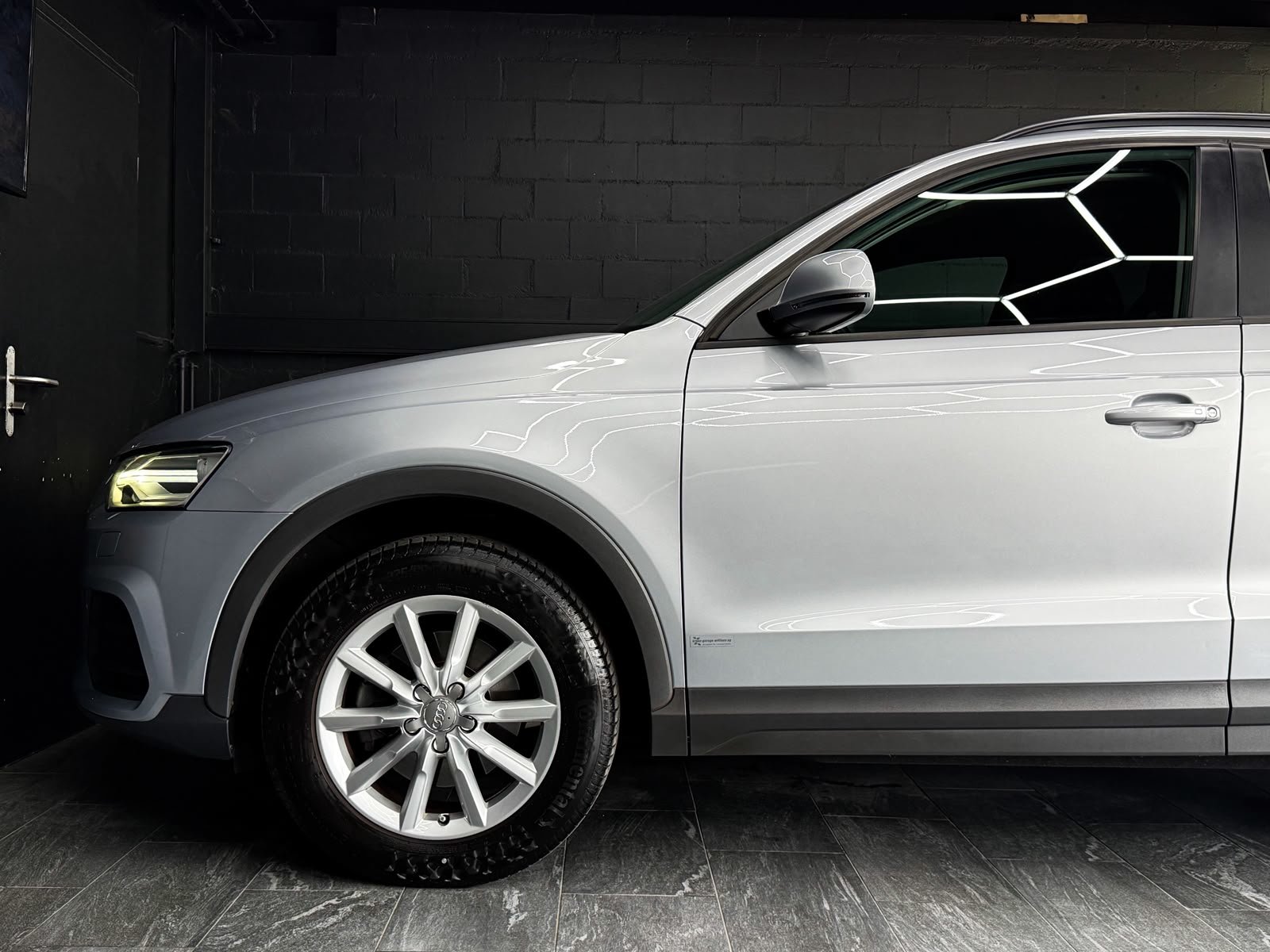 AUDI Q3 1.4 TFSI ultra sport, Petrol, Second hand / Used, Manual - 6