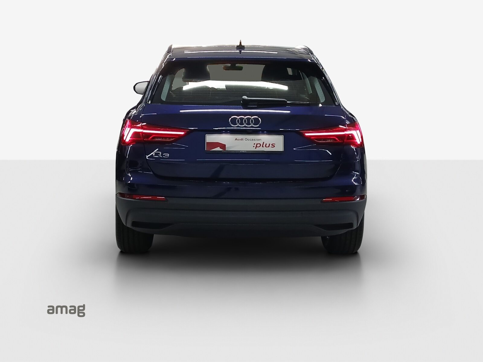 AUDI Q3 35 TFSI Attraction, Essence, Occasion / Utilisé, Automatique - 4