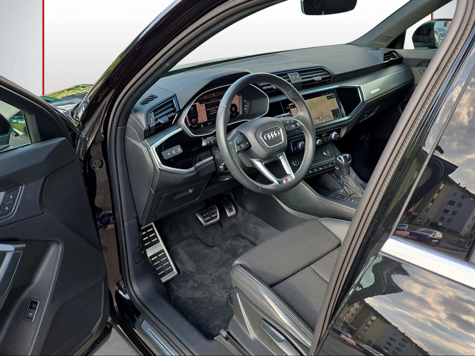AUDI Q3 Sportback 40 TFSI S line, Essence, Occasion / Utilisé, Automatique - 6