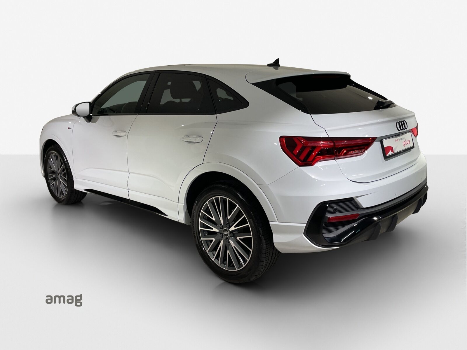 AUDI Q3 Sportback 35 TFSI S line Attraction, Essence, Occasion / Utilisé, Automatique - 3