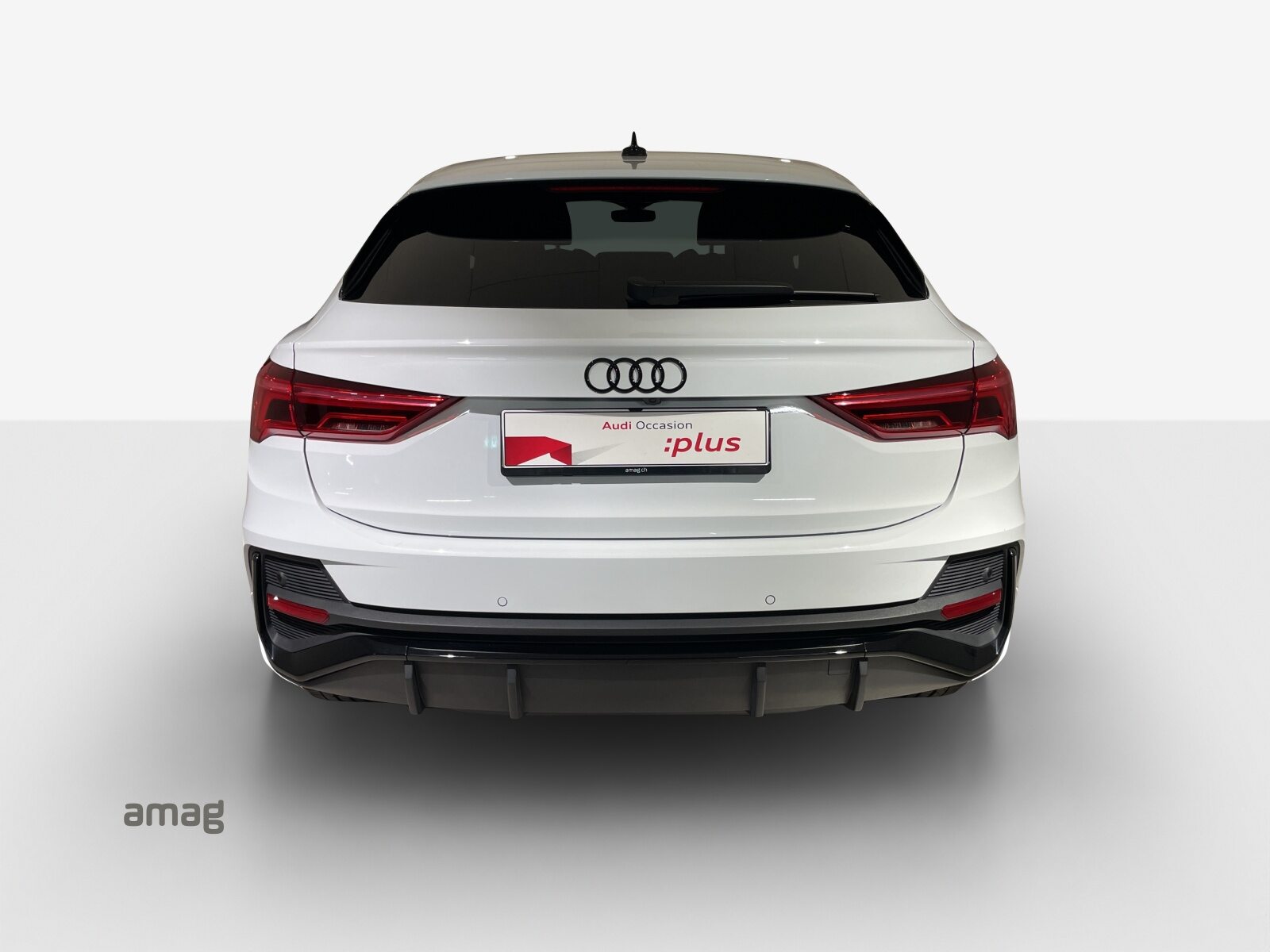 AUDI Q3 Sportback 35 TFSI S line Attraction, Essence, Occasion / Utilisé, Automatique - 4