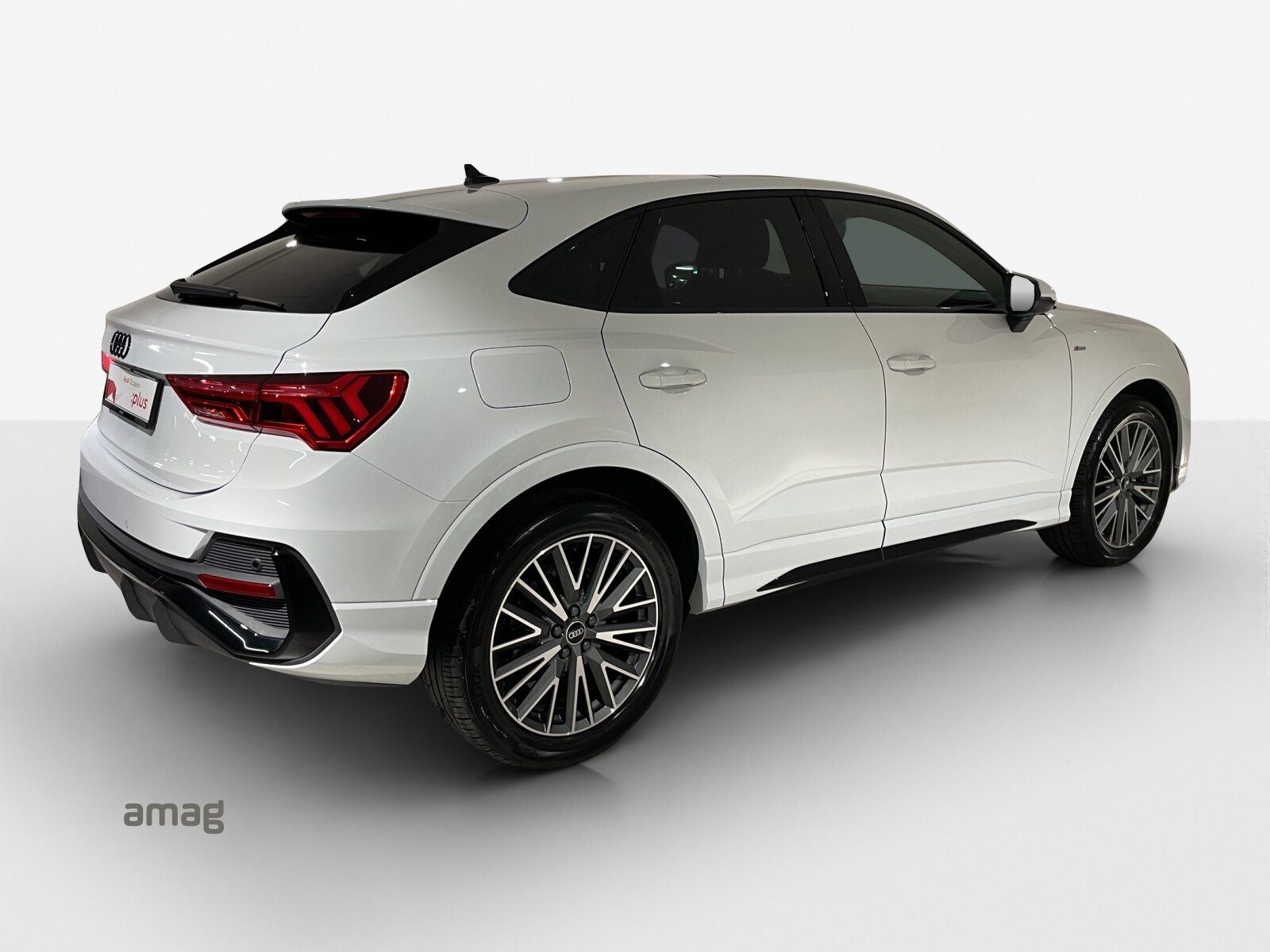 AUDI Q3 Sportback 35 TFSI S line Attraction, Essence, Occasion / Utilisé, Automatique - 5