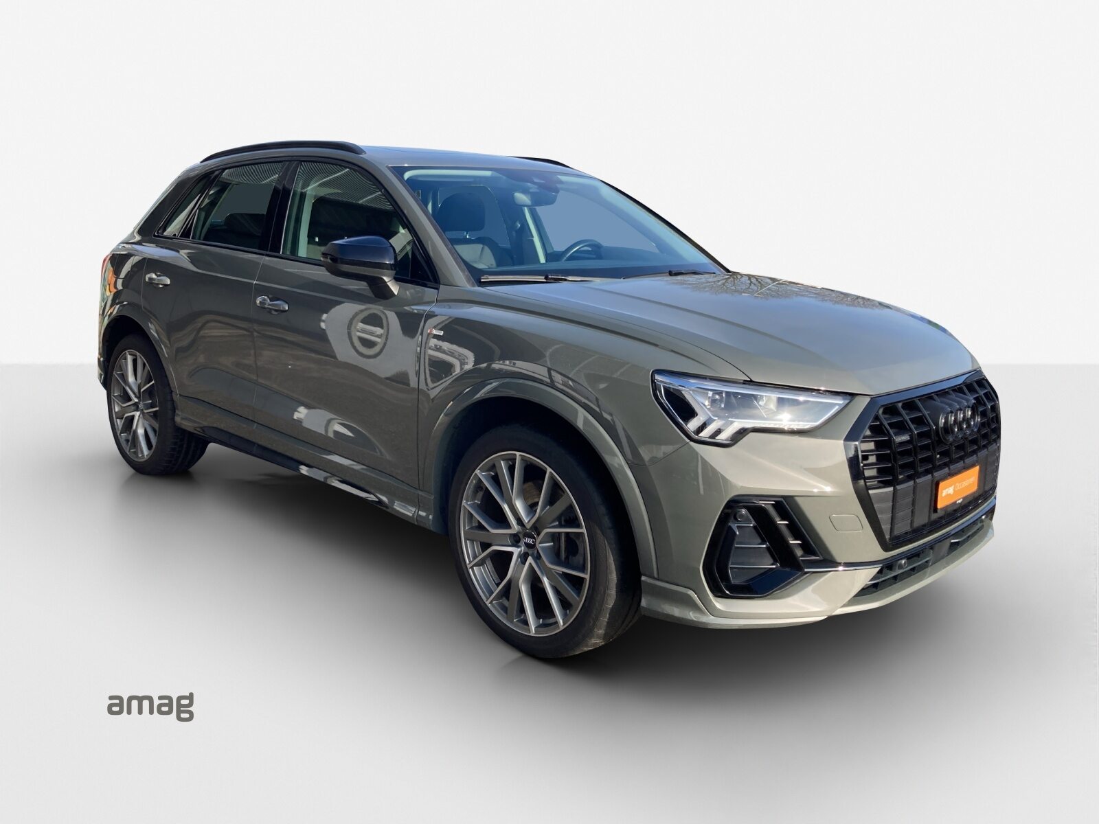 AUDI Q3 40 TDI S line Attraction, Diesel, Occasion / Utilisé, Automatique - 6
