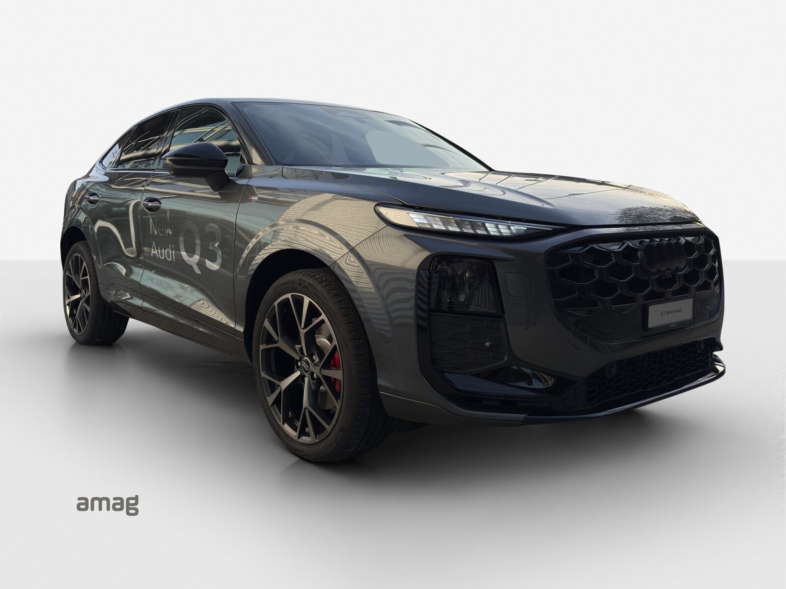 AUDI Q3 SB TFSI 195 kW, Essence, Occasion / Utilisé, Automatique - 6