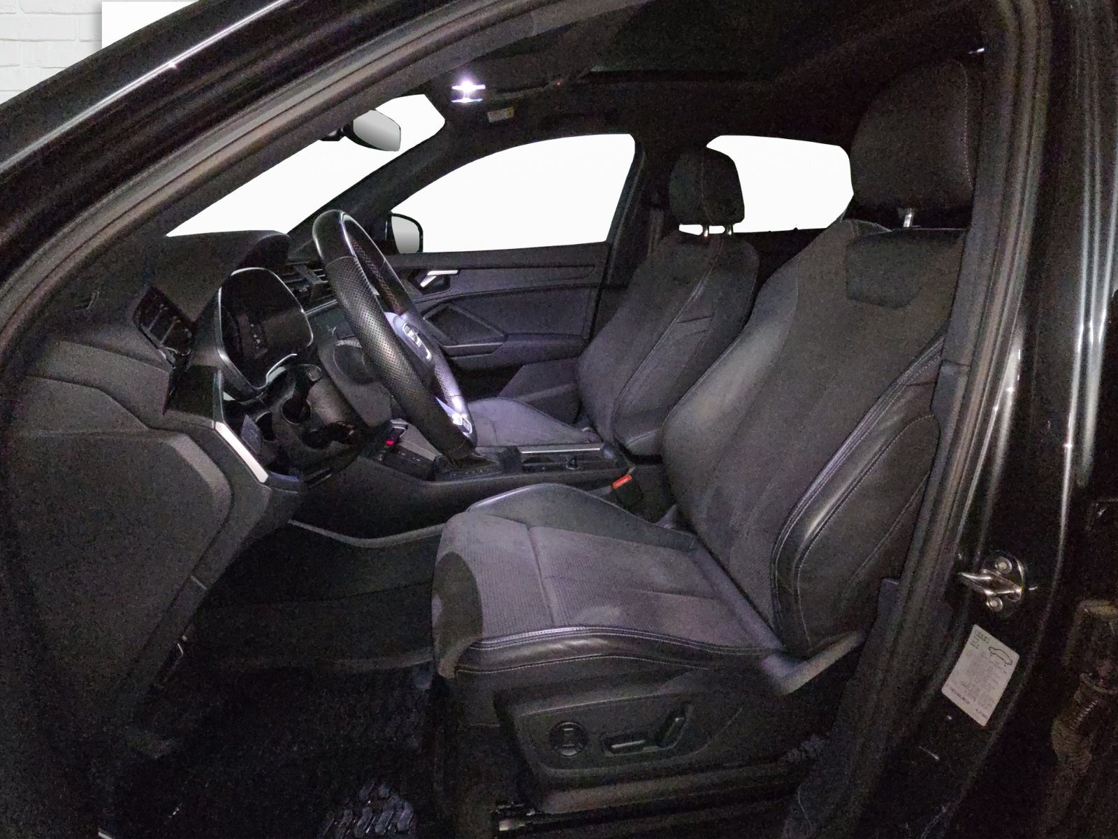 AUDI Q3 Sportback 45 TFSI S line quattro S-tronic, Essence, Occasion / Utilisé, Automatique - 5