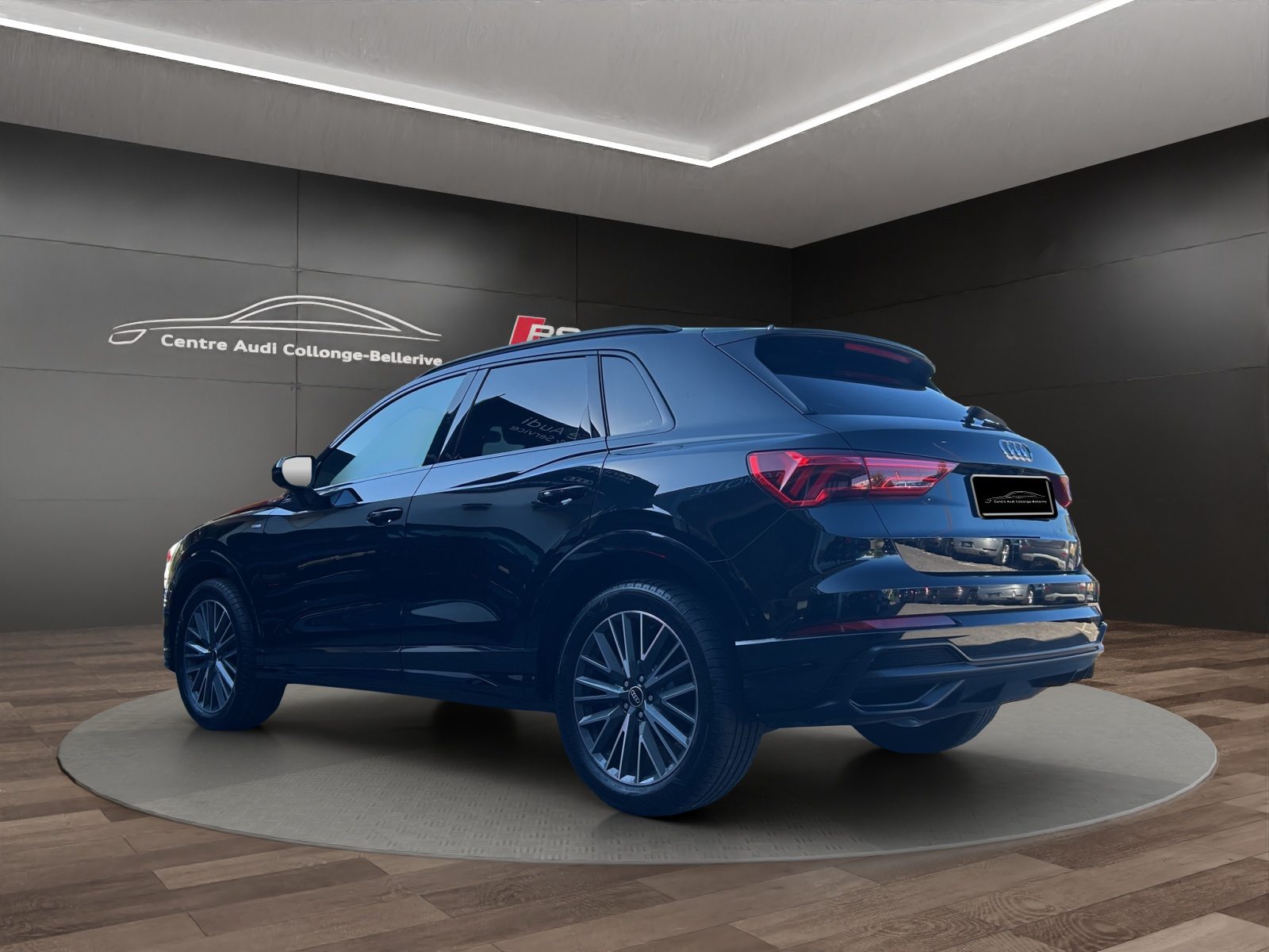 AUDI Q3 35 TFSI S line Attraction, Essence, Occasion / Utilisé, Automatique - 4