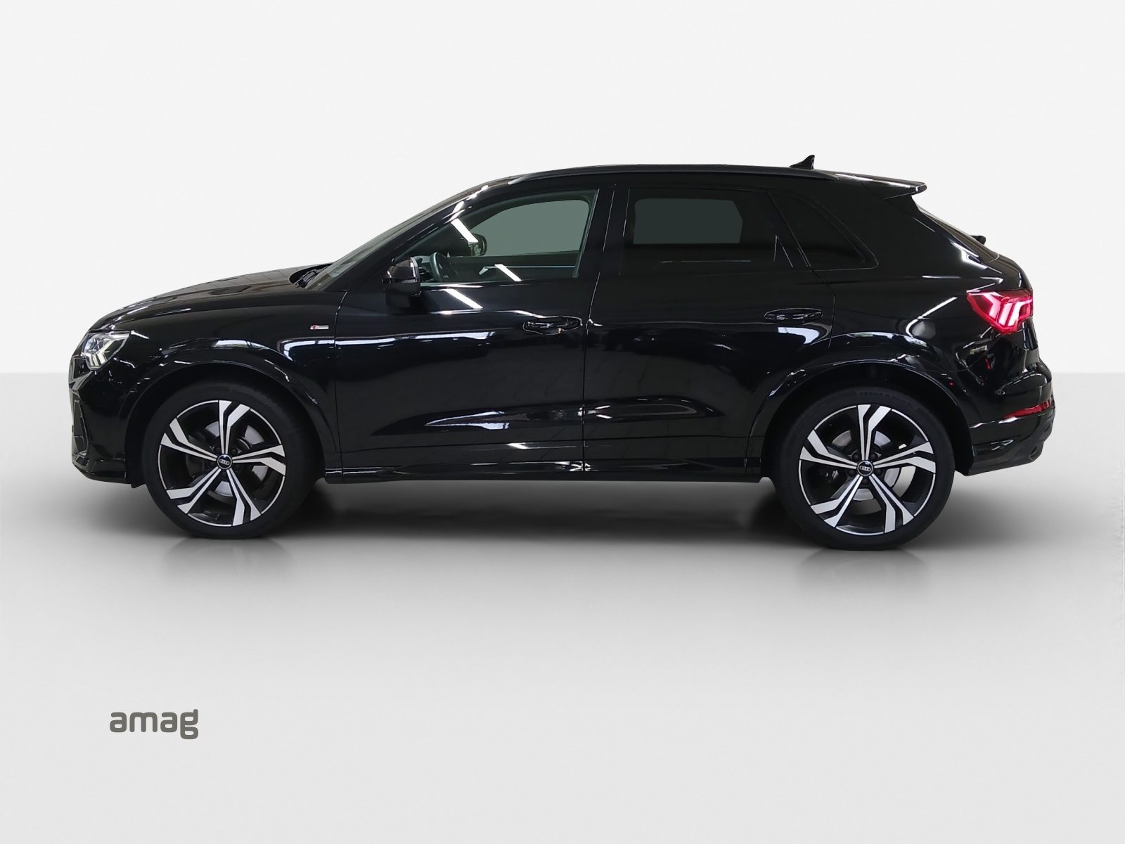 AUDI Q3 45 TFSI S line, Benzina, Occasioni / Usate, Automatico - 2