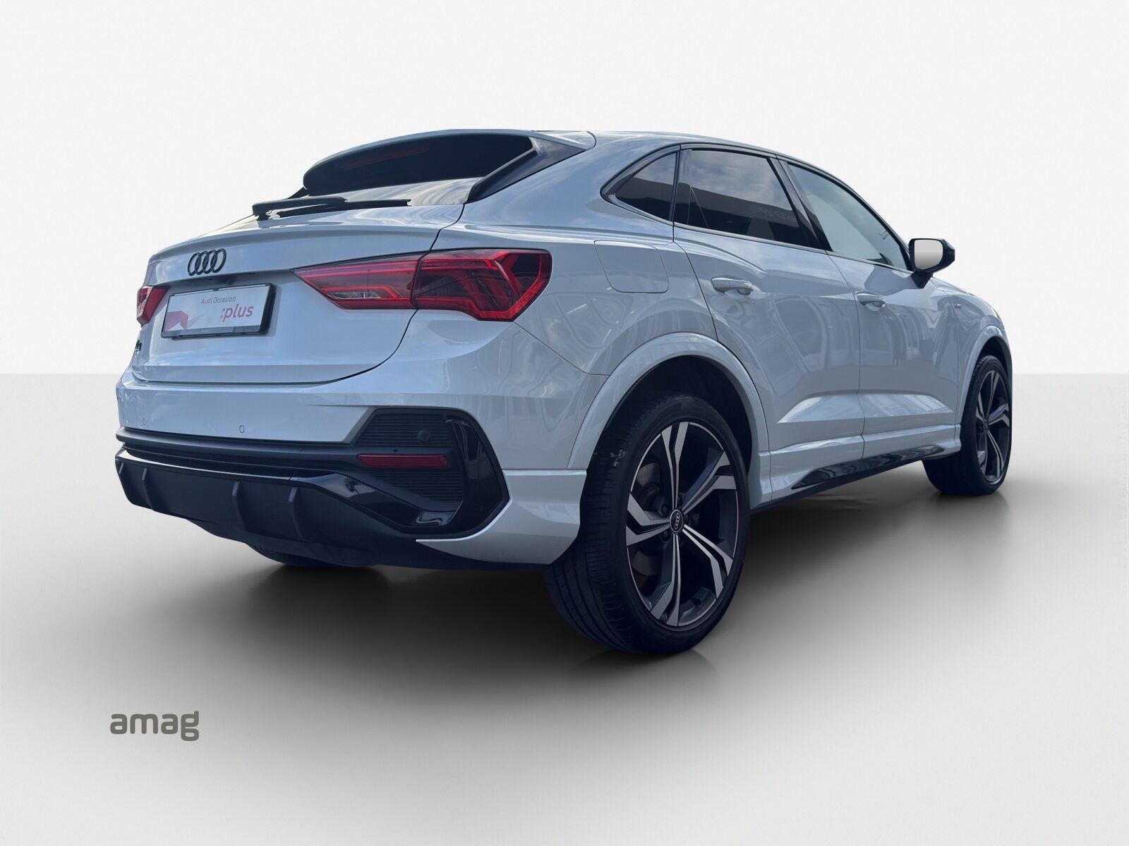 AUDI Q3 Sportback 45 TFSI e S line Attraction, Full-Hybrid Petrol/Electric, Second hand / Used, Automatic - 6