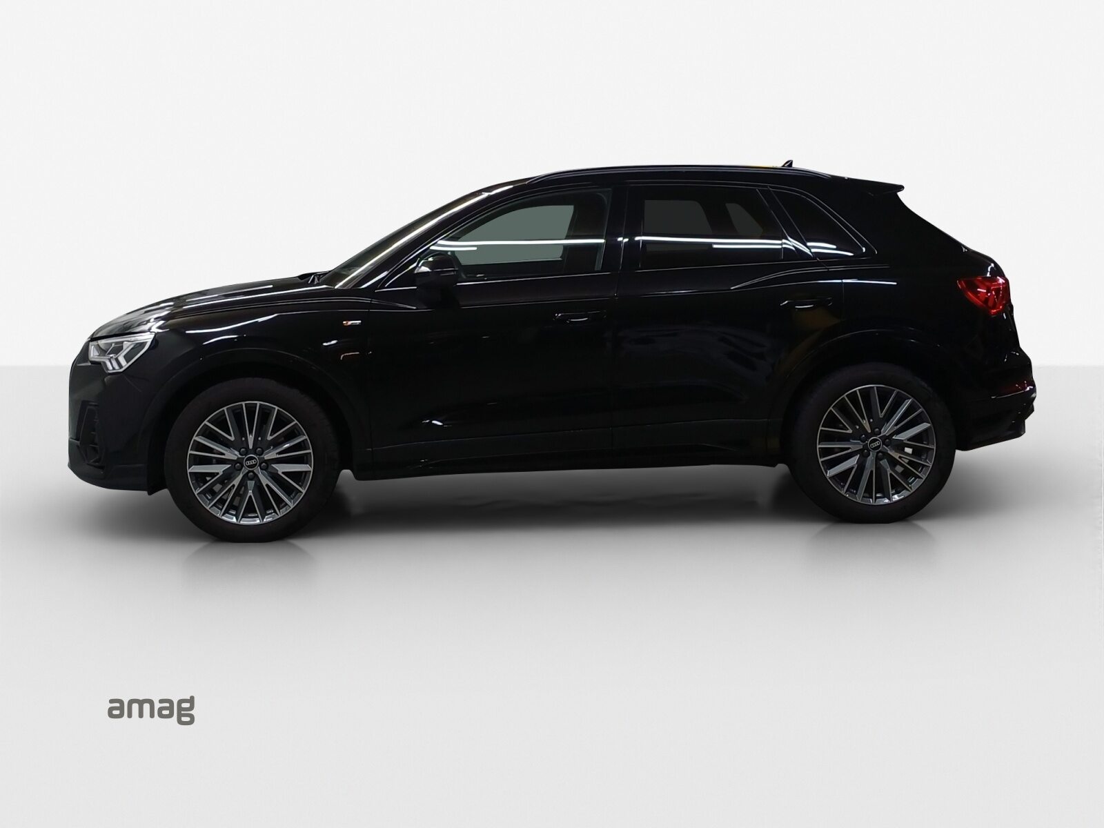 AUDI Q3 35 TFSI S line Attraction, Benzina, Occasioni / Usate, Automatico - 2