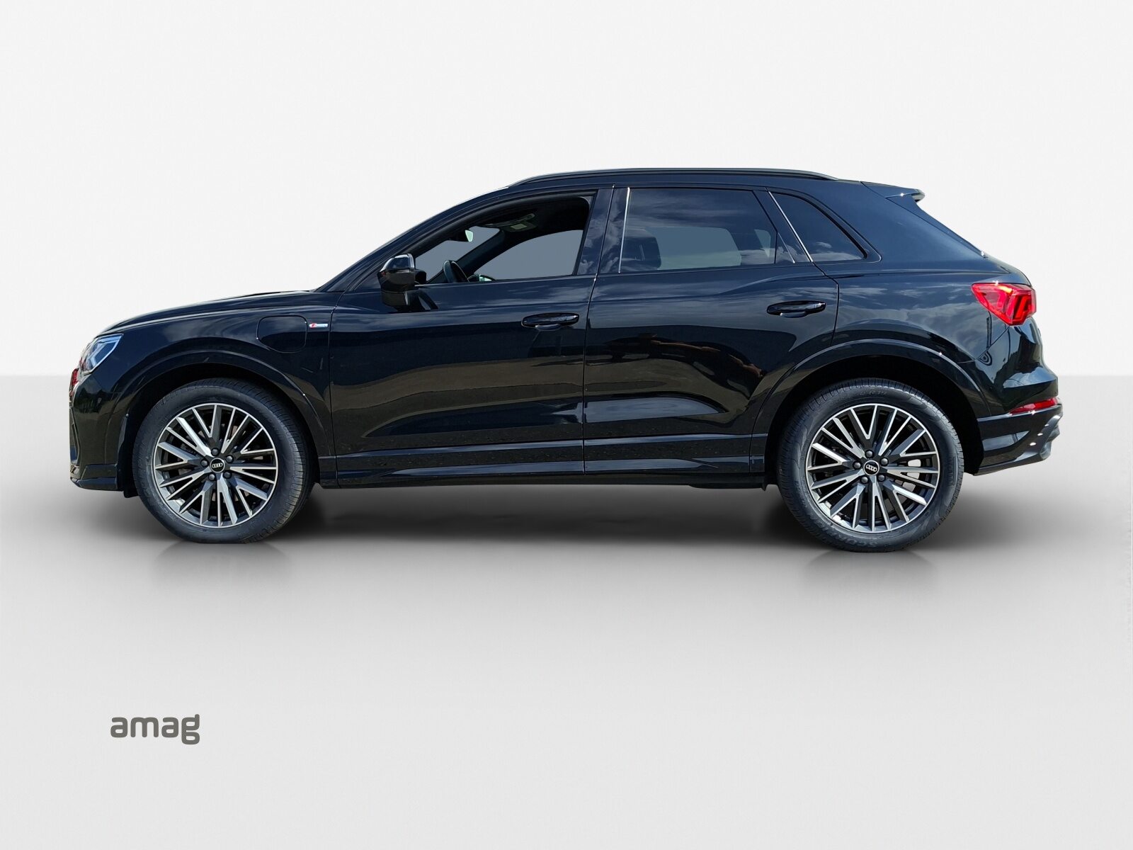 AUDI Q3 45 TFSI e S line, Hybride Integrale Benzina/Elettrica, Occasioni / Usate, Automatico - 2