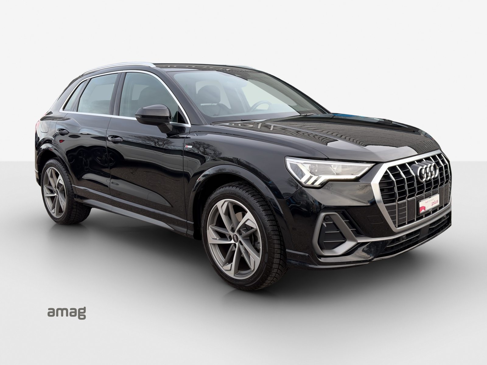 AUDI Q3 35 TFSI S line Attraction, Petrol, Second hand / Used, Automatic - 6