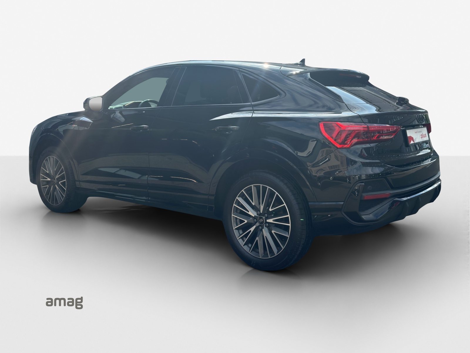 AUDI Q3 Sportback 40 TFSI S line, Benzin, Occasion / Gebraucht, Automatik - 3
