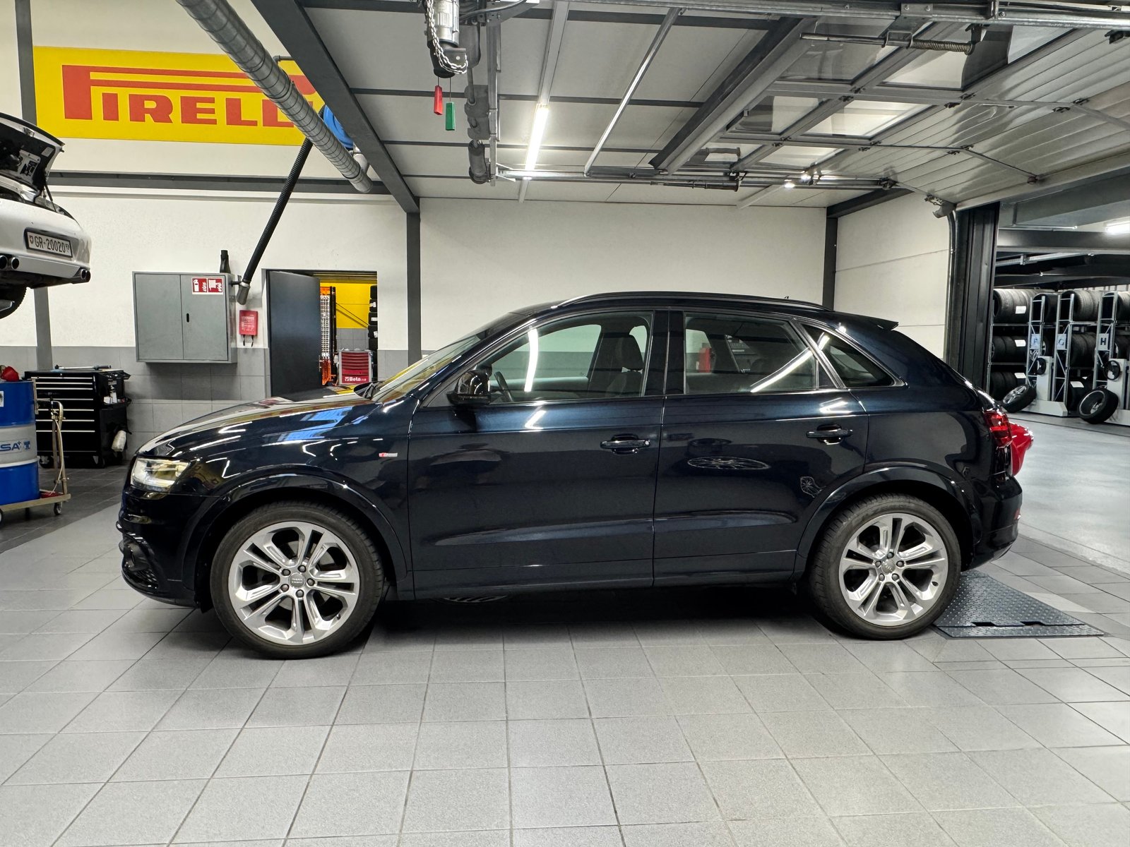 AUDI Q3 2.0 TFSI quattro S-tronic, Benzin, Occasion / Gebraucht, Automatik - 7