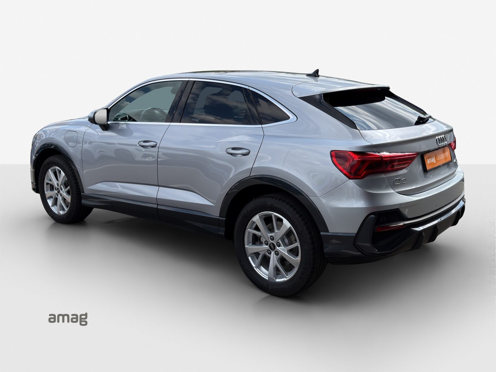 AUDI Q3 Sportback 45 TFSI e, Full-Hybrid Petrol/Electric, Second hand / Used, Automatic - 3