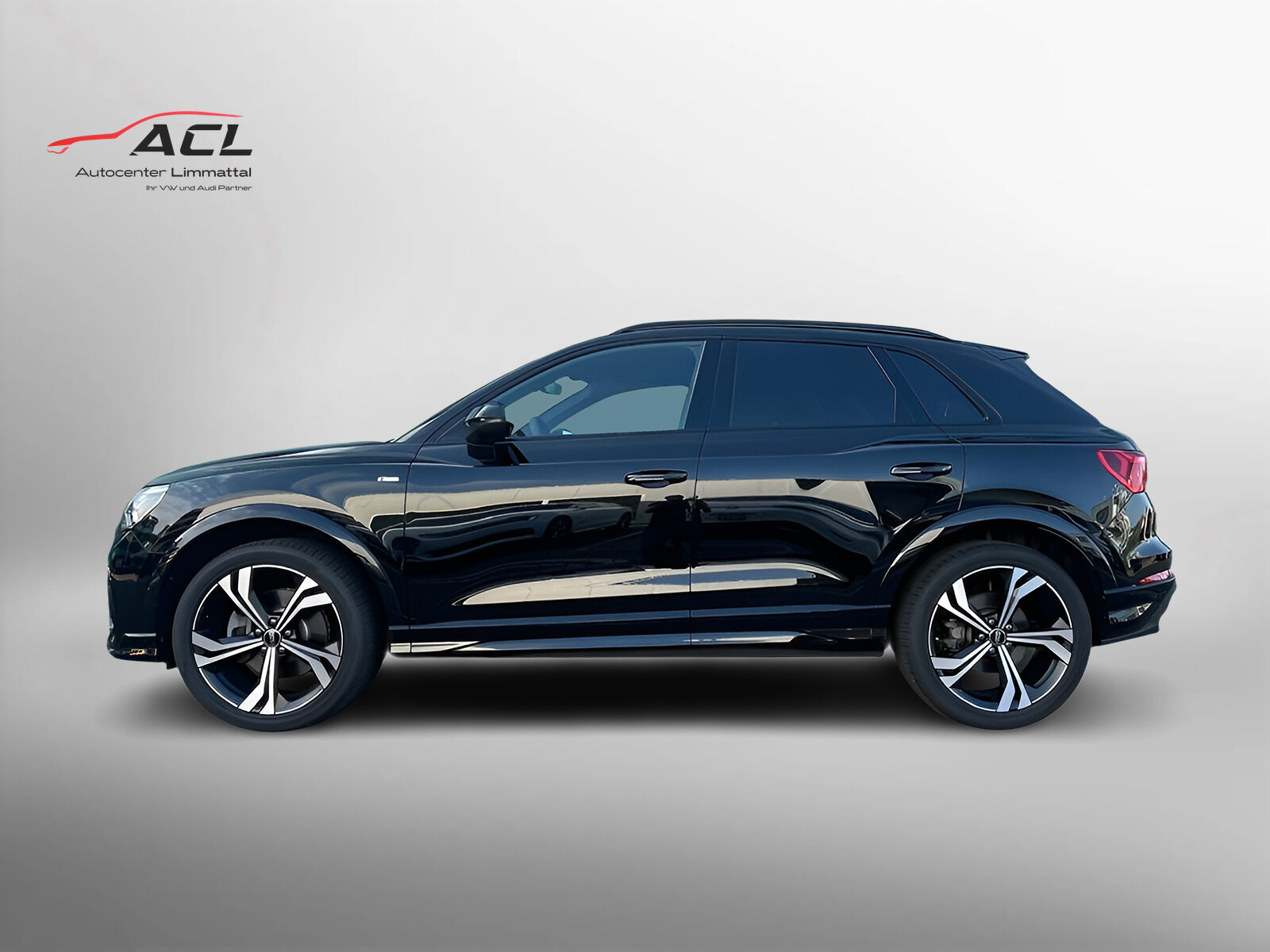 AUDI Q3 45 TFSI S line, Benzin, Occasion / Gebraucht, Automatik - 3
