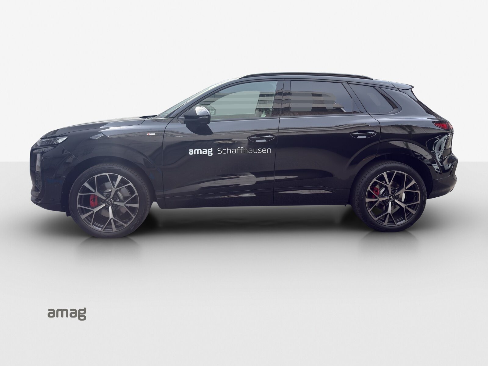 AUDI Q3 SUV TFSI 195 kW, Essence, Occasion / Utilisé, Automatique - 2