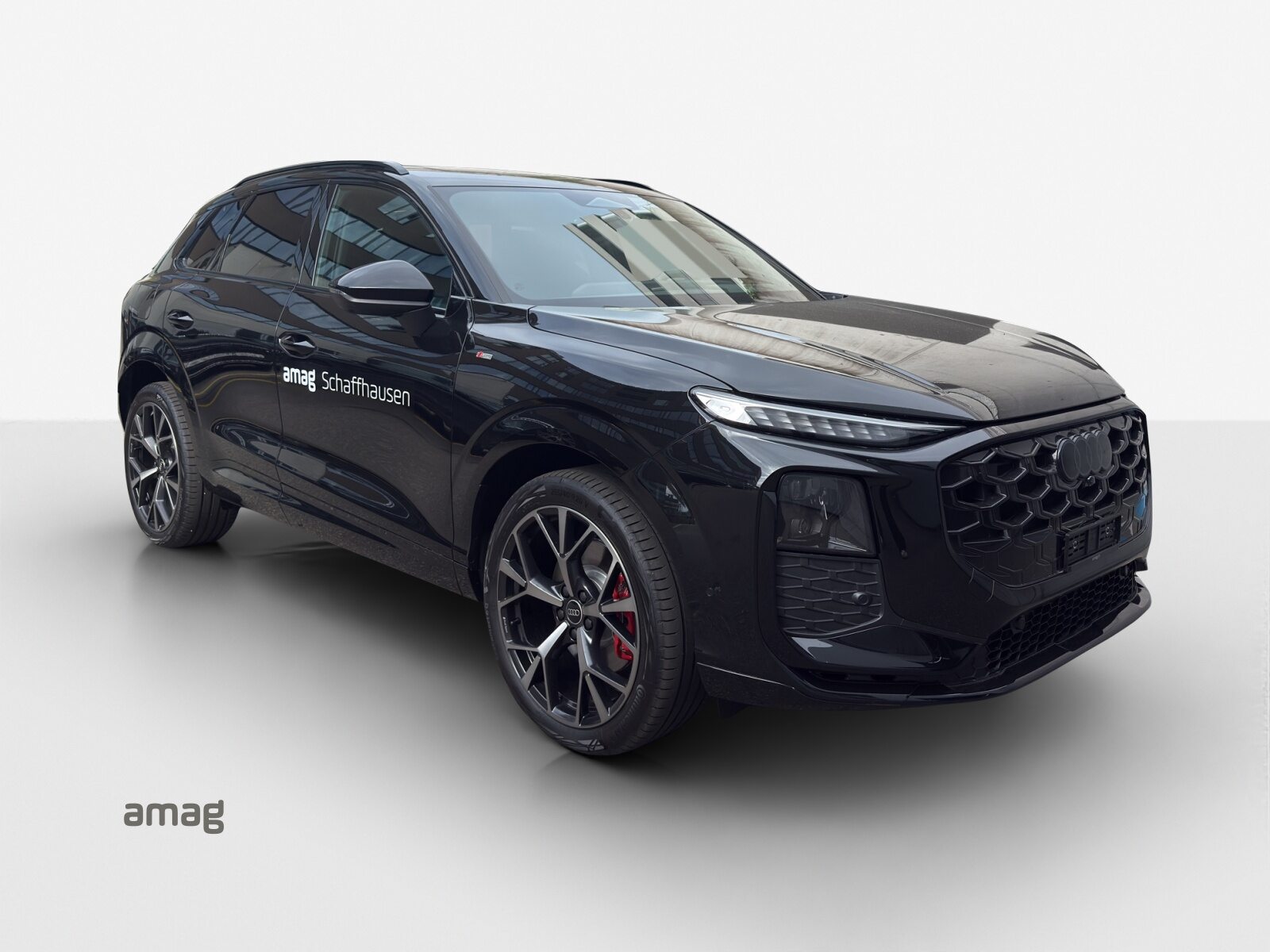 AUDI Q3 SUV TFSI 195 kW, Essence, Occasion / Utilisé, Automatique - 6