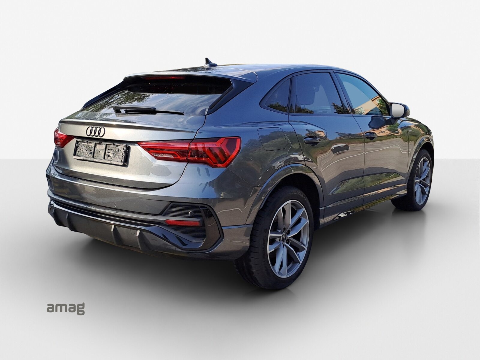 AUDI Q3 Sportback 35 TFSI S line Attraction, Benzin, Occasion / Gebraucht, Automatik - 5