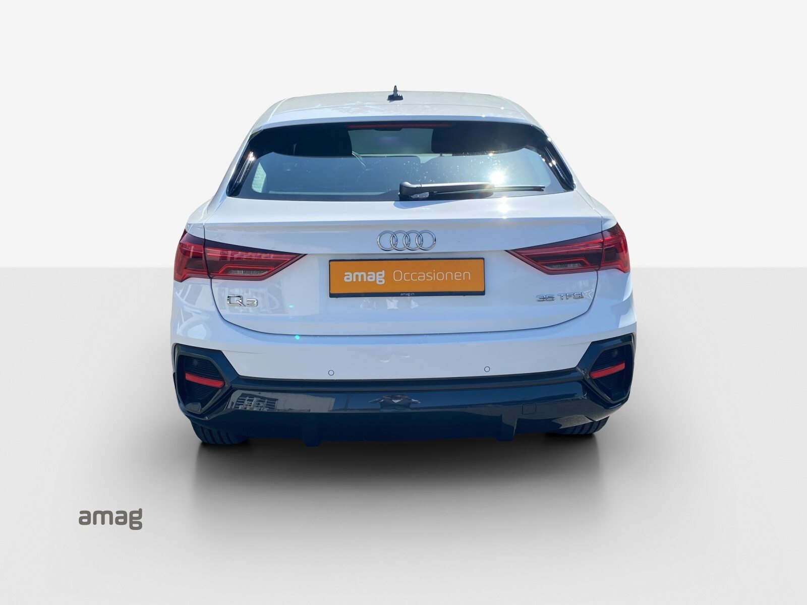 AUDI Q3 Sportback 35 TFSI Attraction, Essence, Occasion / Utilisé, Automatique - 4