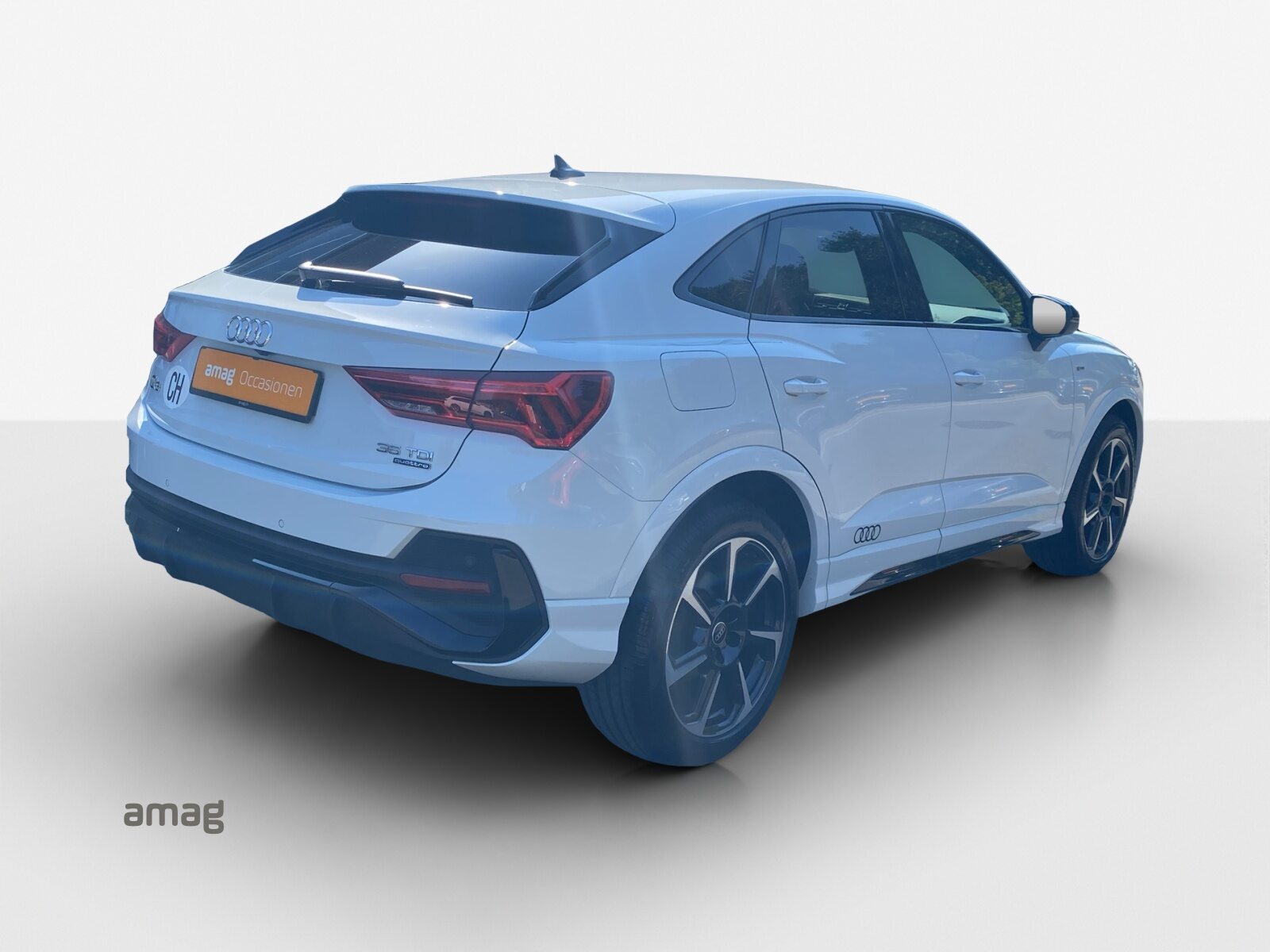 AUDI Q3 Sportback 35 TDI S line, Diesel, Occasion / Utilisé, Automatique - 4
