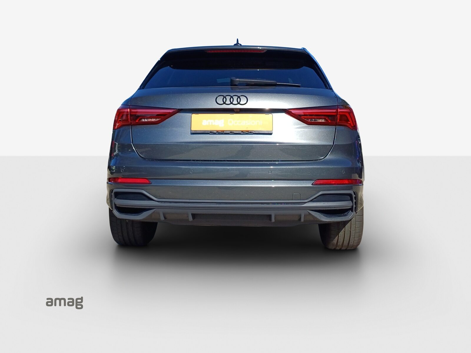 AUDI Q3 45 TFSI e S line, Hybride Intégral Essence/Électricité, Occasion / Utilisé, Automatique - 4