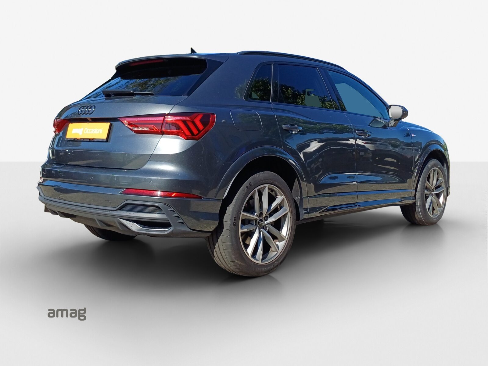 AUDI Q3 45 TFSI e S line, Hybride Intégral Essence/Électricité, Occasion / Utilisé, Automatique - 5