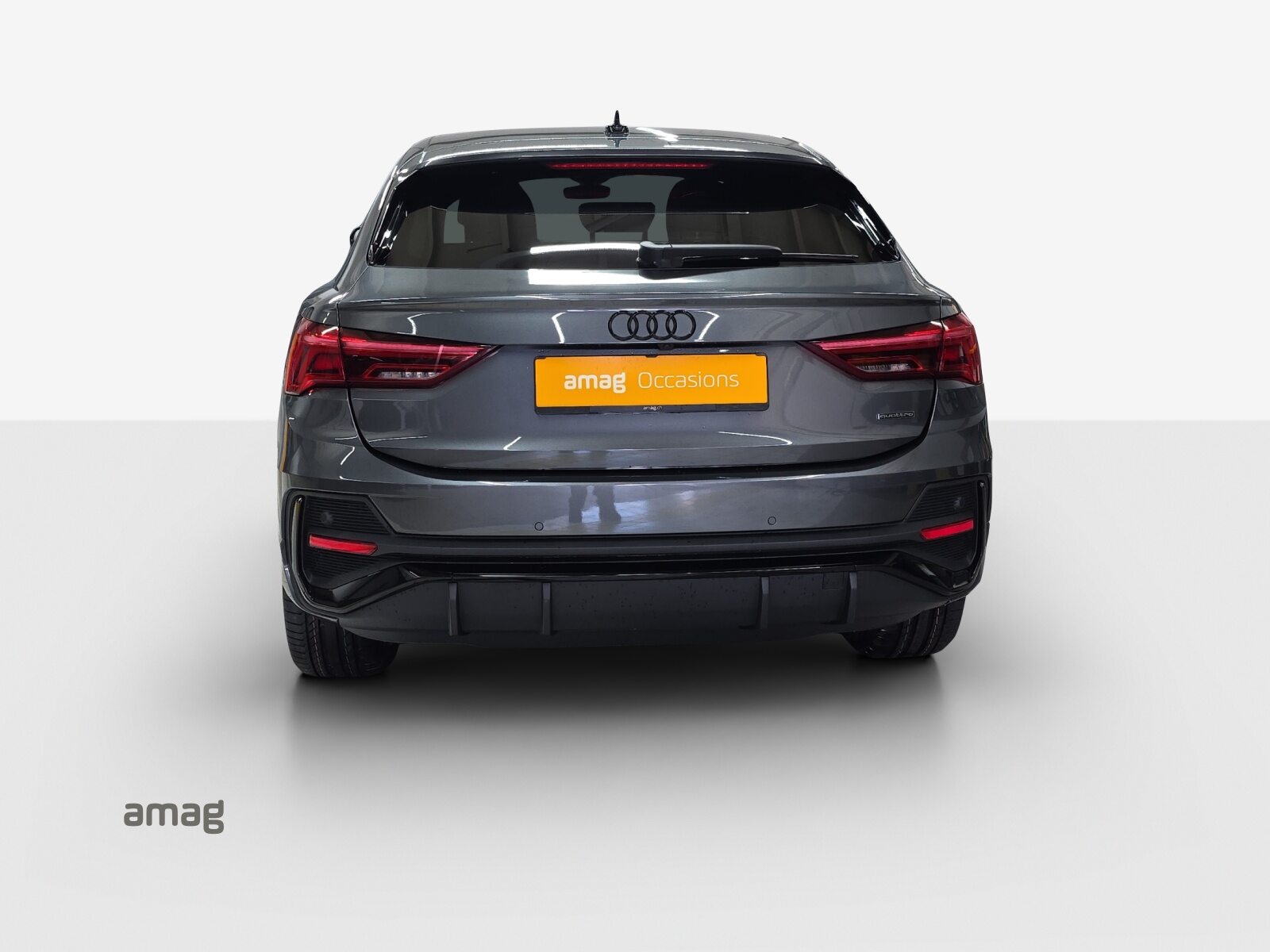 AUDI Q3 Sportback 40 TFSI S line, Essence, Occasion / Utilisé, Automatique - 4