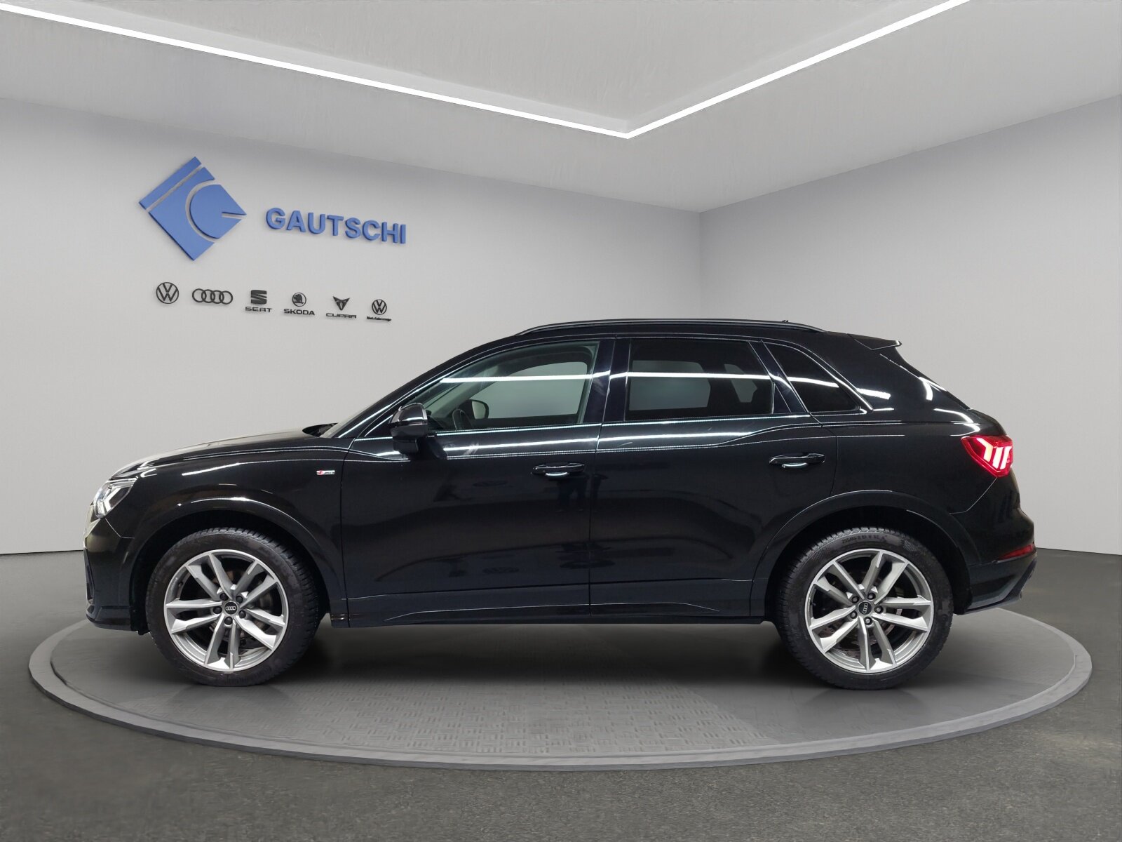 AUDI Q3 35 TDI S line quattro S-tronic, Diesel, Occasion / Utilisé, Automatique - 2