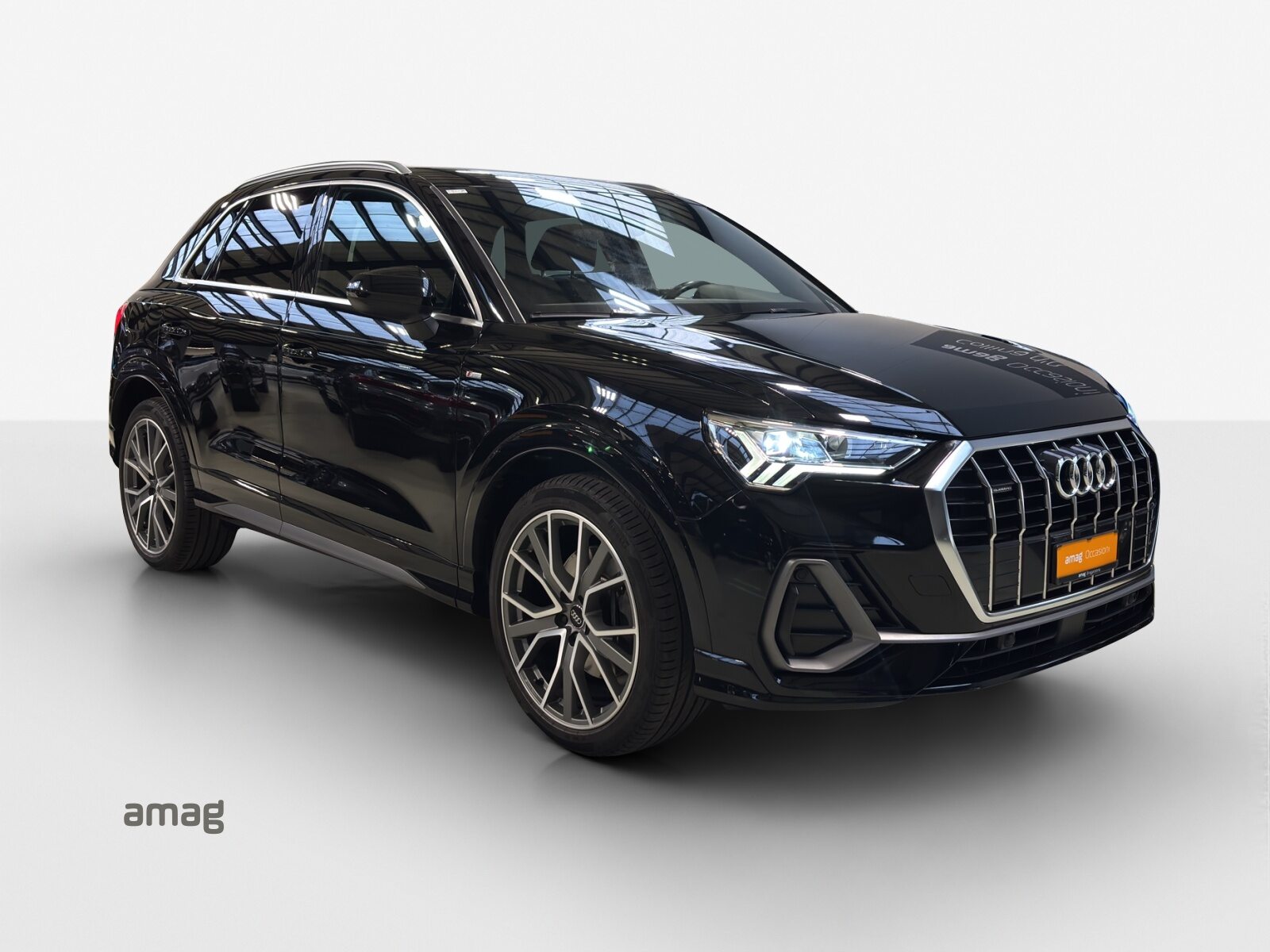 AUDI Q3 45 TFSI S line, Benzin, Occasion / Gebraucht, Automatik - 6