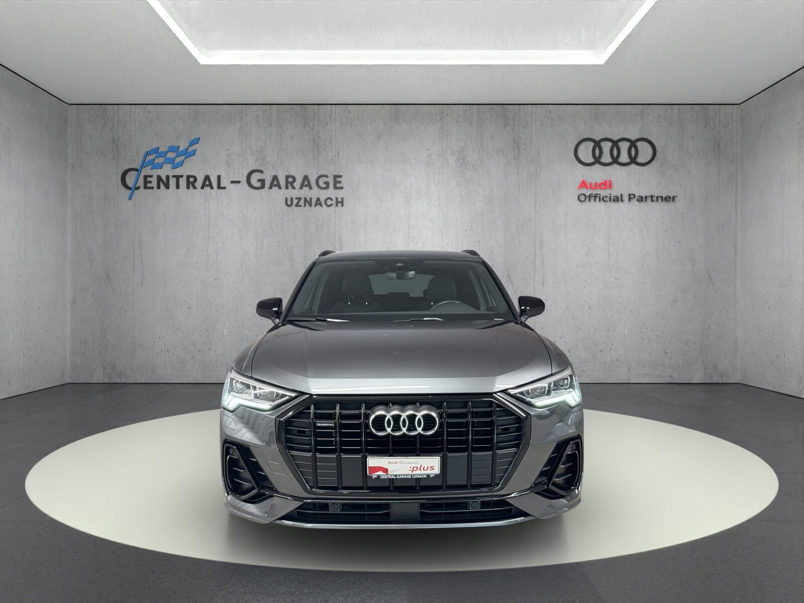 AUDI Q3 45 TFSI S line, Petrol, Second hand / Used, Automatic - 3