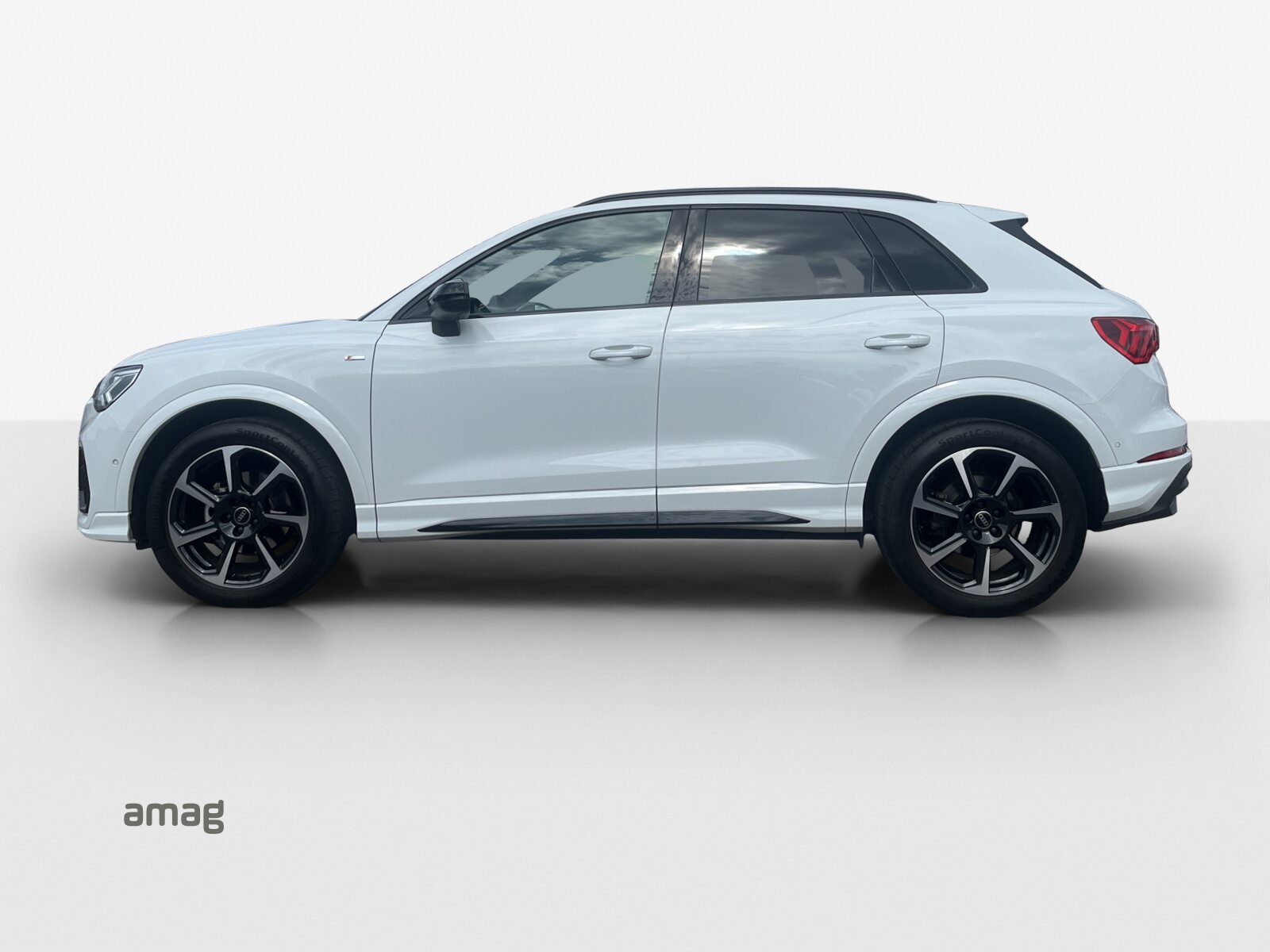 AUDI Q3 35 TFSI S line Attraction, Essence, Occasion / Utilisé, Automatique - 2