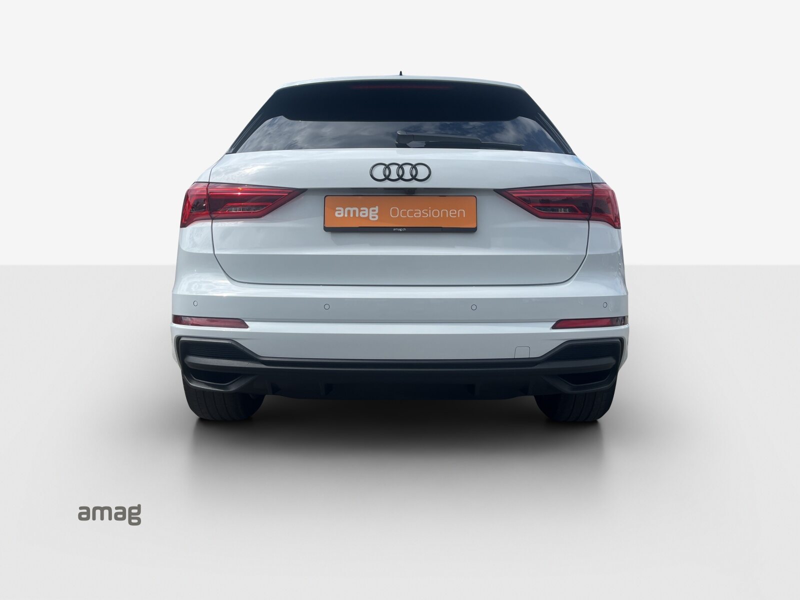 AUDI Q3 35 TFSI S line Attraction, Essence, Occasion / Utilisé, Automatique - 4