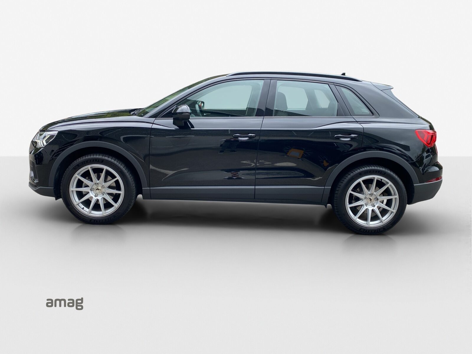 AUDI Q3 35 TFSI Attraction, Benzina, Occasioni / Usate, Automatico - 2