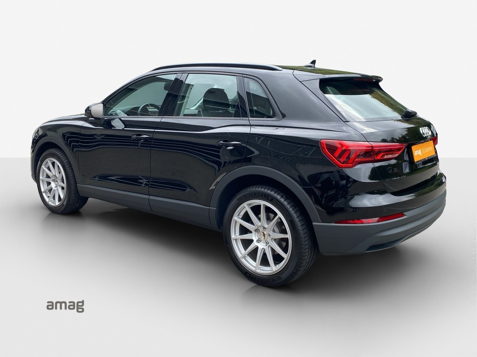 AUDI Q3 35 TFSI Attraction, Benzina, Occasioni / Usate, Automatico - 3