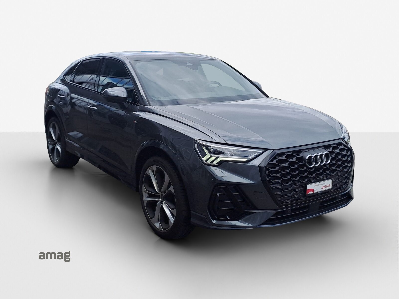 AUDI Q3 Sportback 35 TFSI S line Attraction, Benzin, Occasion / Gebraucht, Automatik - 6
