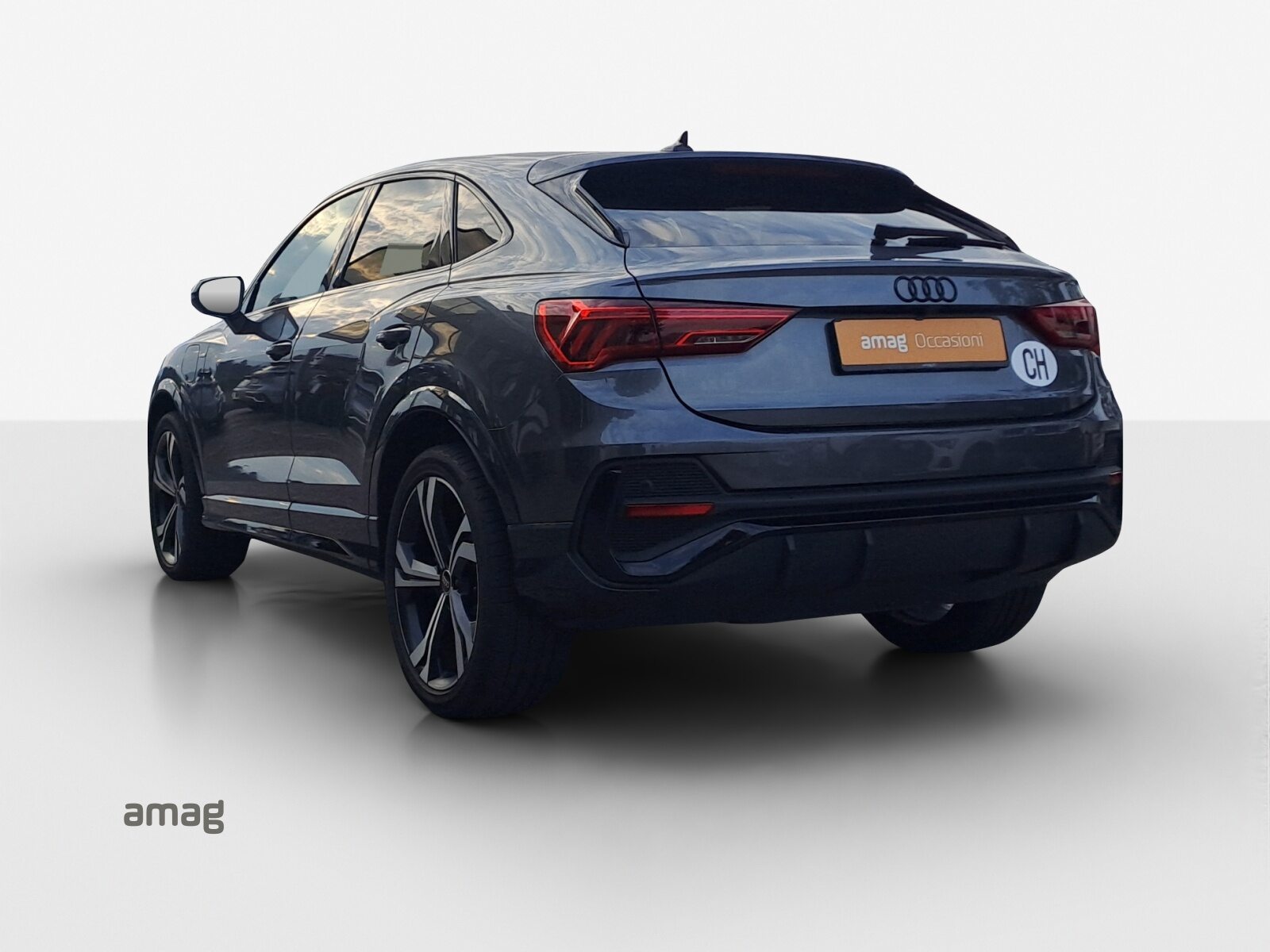 AUDI Q3 Sportback 45 TFSI e S line, Hybride Integrale Benzina/Elettrica, Occasioni / Usate, Automatico - 3