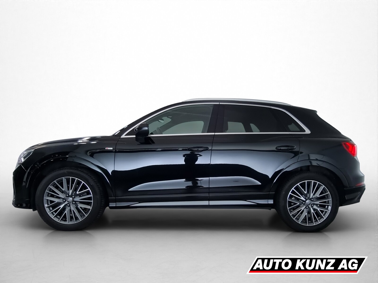 AUDI Q3 2.0 45 TFSI quattro S tronic, Essence, Occasion / Utilisé, Automatique - 3