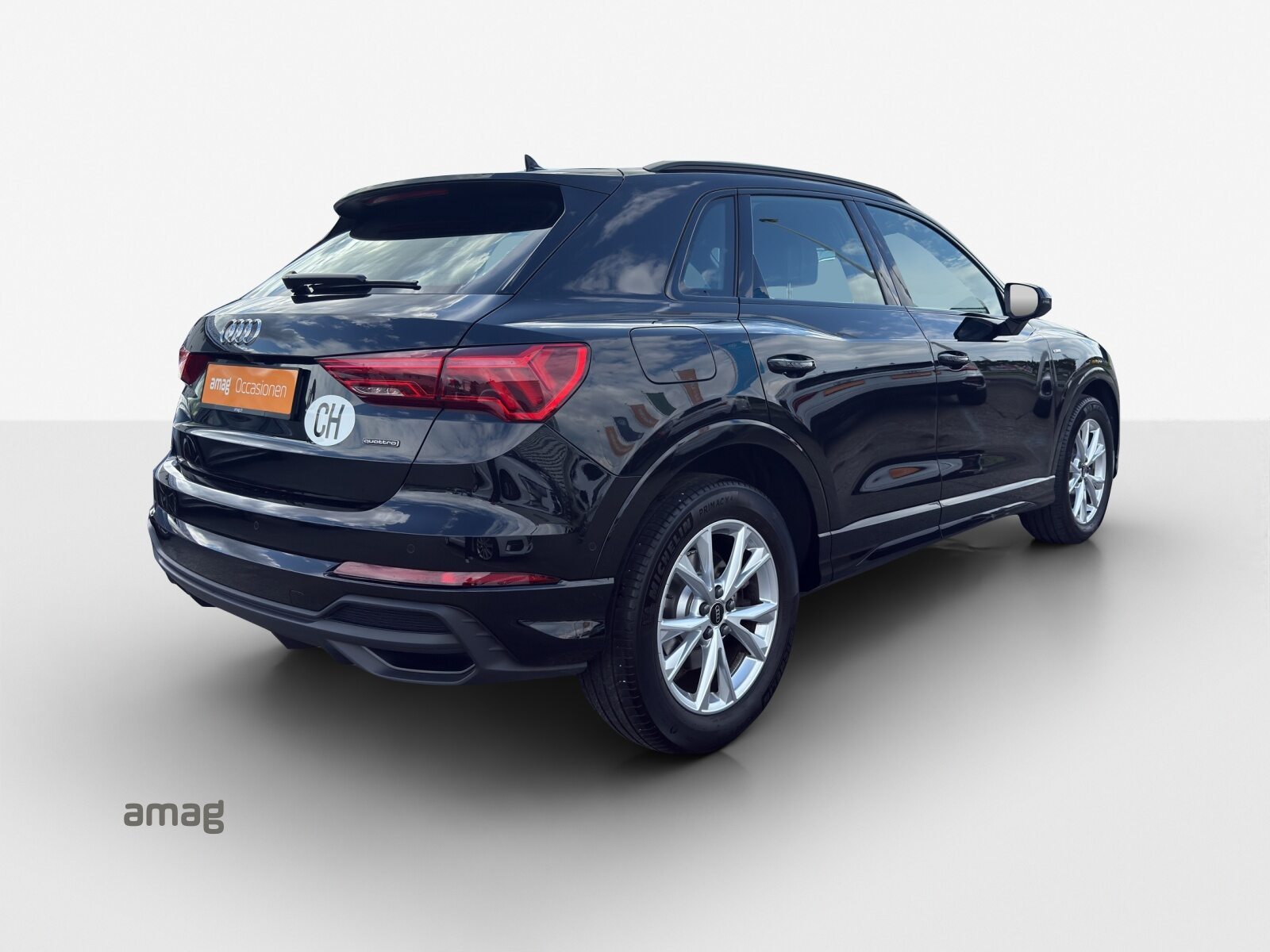 AUDI Q3 45 TFSI S line, Essence, Occasion / Utilisé, Automatique - 5