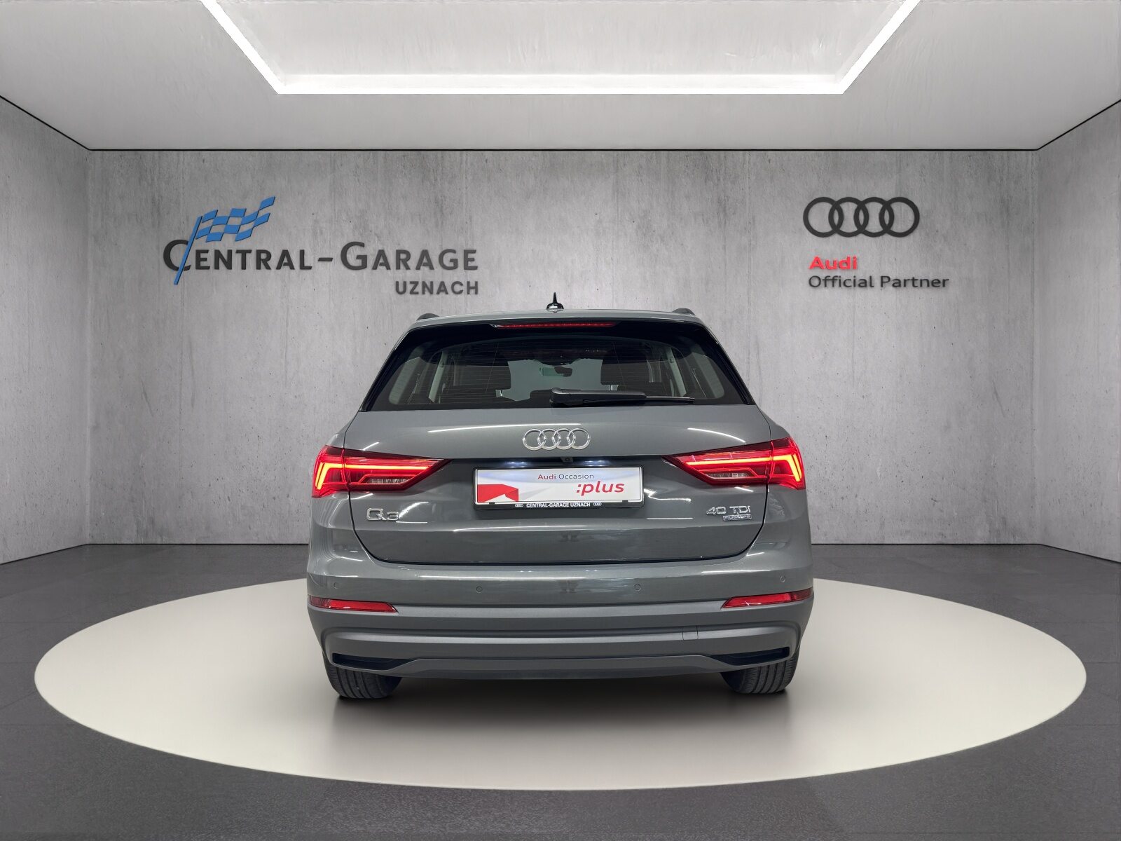 AUDI Q3 40 TDI Attraction, Diesel, Second hand / Used, Automatic - 5