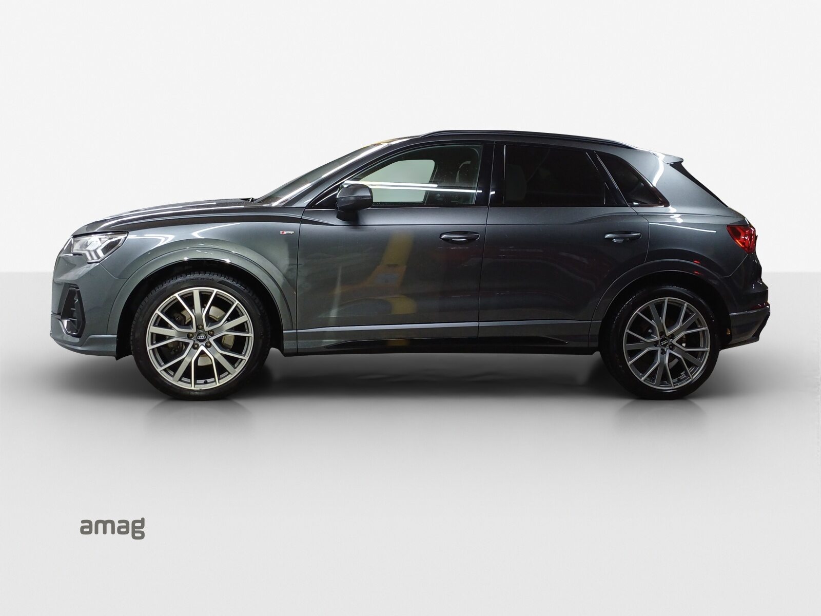 AUDI Q3 45 TFSI S line, Benzin, Occasion / Gebraucht, Automatik - 2