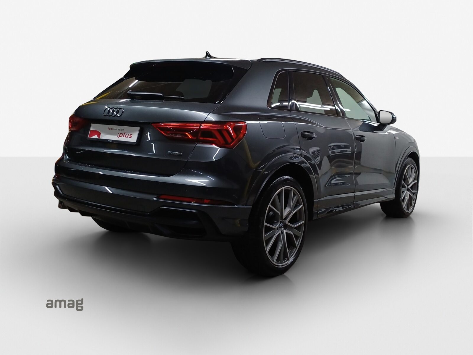 AUDI Q3 45 TFSI S line, Benzin, Occasion / Gebraucht, Automatik - 5