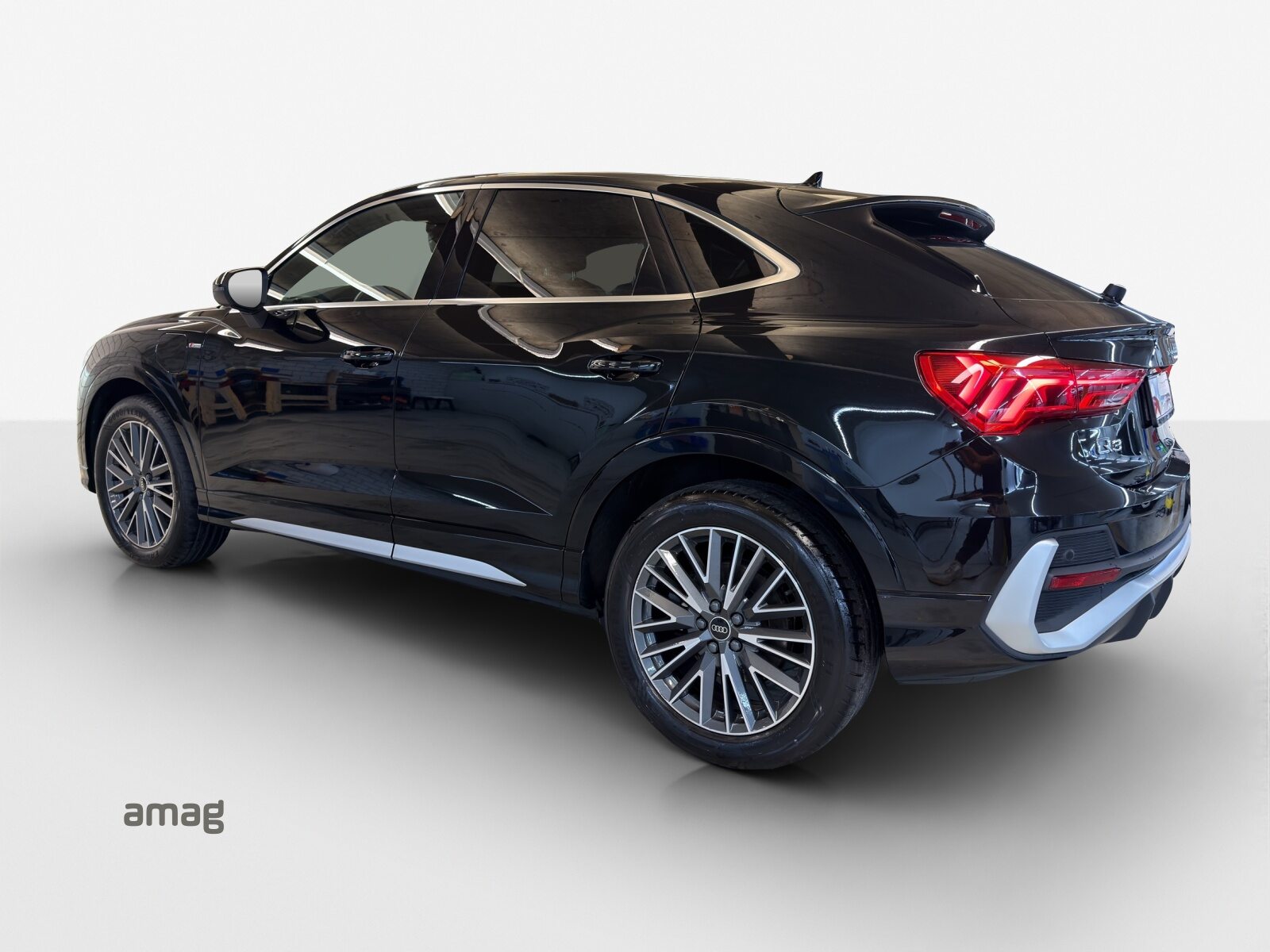 AUDI Q3 Sportback 45 TFSI e S line, Hybride Integrale Benzina/Elettrica, Occasioni / Usate, Automatico - 3