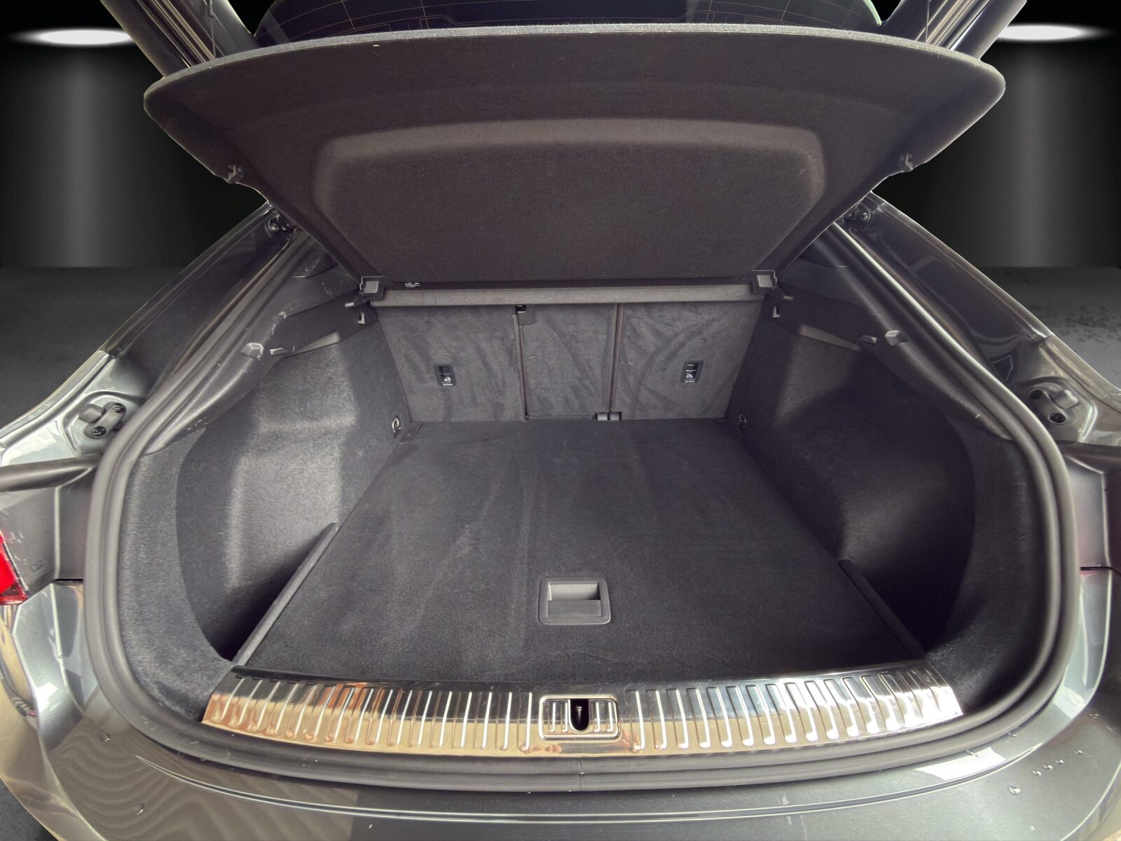 AUDI Q3 Sportback 45 TFSI S line, Essence, Occasion / Utilisé, Automatique - 7