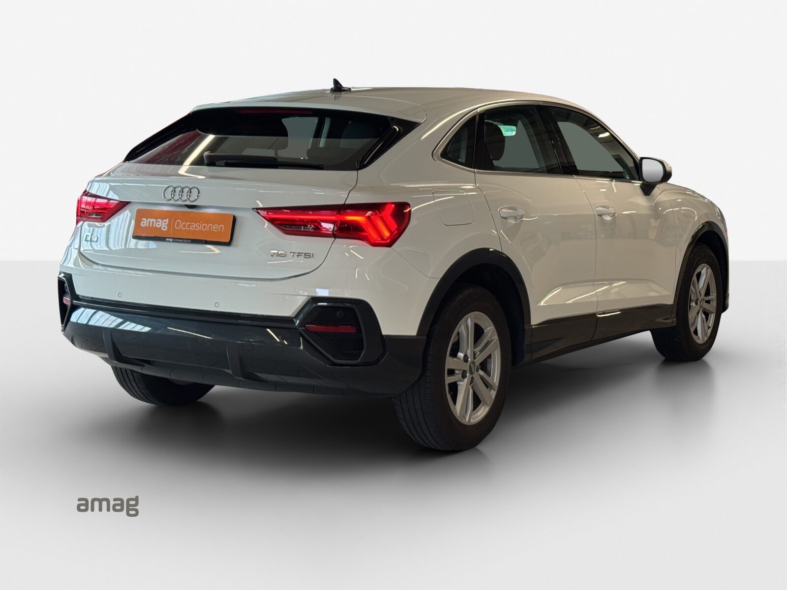 AUDI Q3 Sportback 35 TFSI Attraction, Essence, Occasion / Utilisé, Automatique - 5