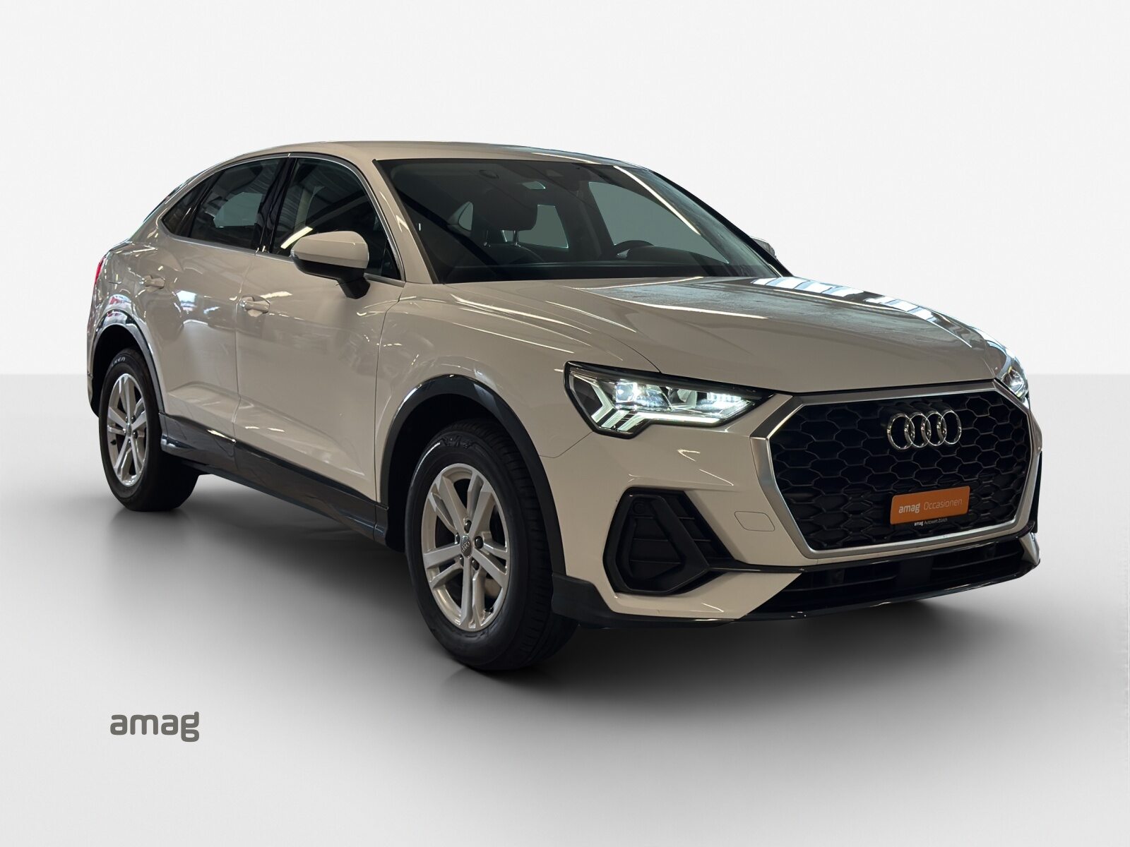 AUDI Q3 Sportback 35 TFSI Attraction, Essence, Occasion / Utilisé, Automatique - 6