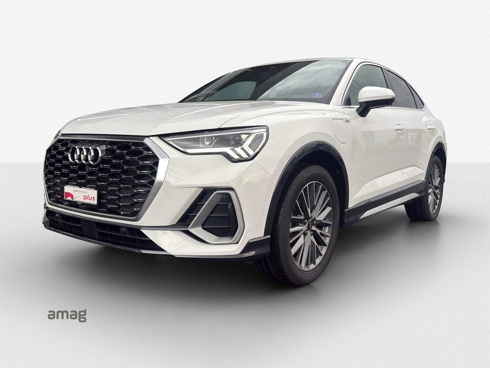 AUDI Q3 Sportback 45 TFSI e S line